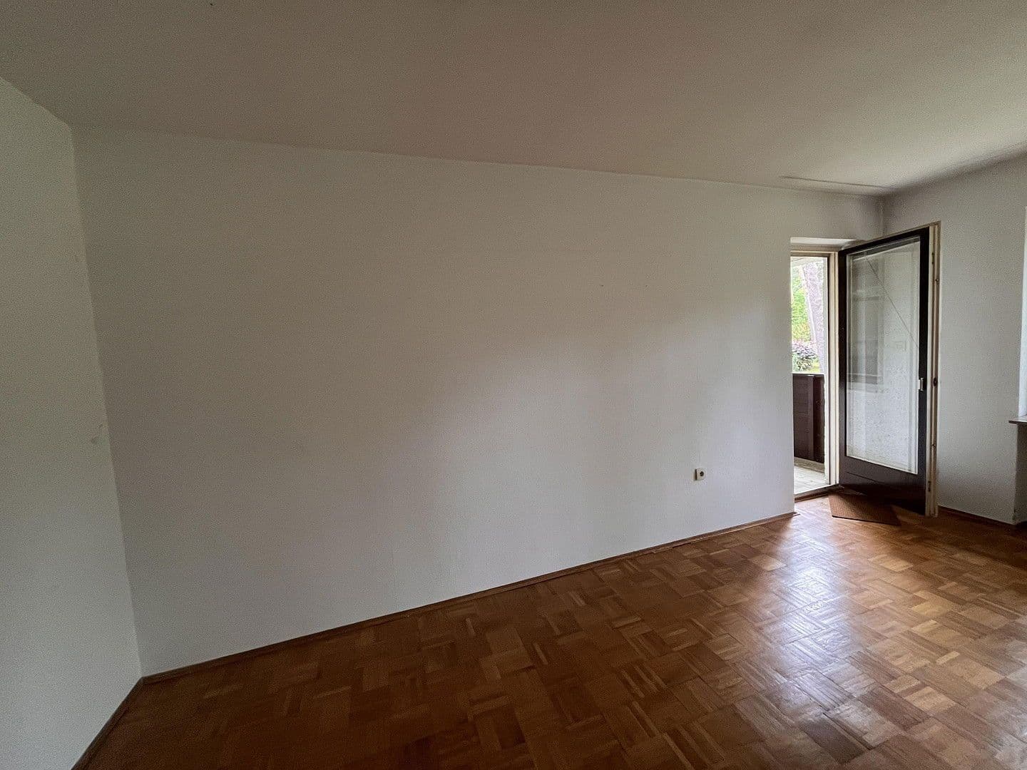 Prenájom bytu 3-izbový 76 m², Berlin, Berlín Prenájom bytu 3-izbový 76 m², Berlin, Berlín
