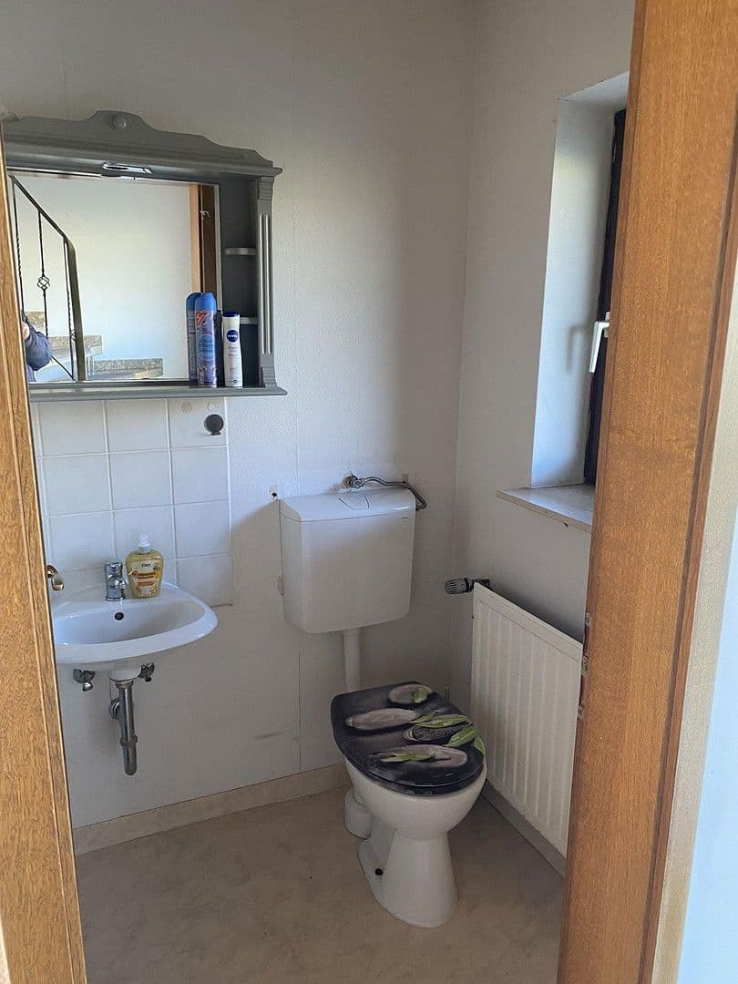 Predaj domu 220 m², pozemek 881 m², Gaugraf-Zeisolf-Str. 3, Sinsheim, Bádensko-Wurttembersko Predaj domu 220 m², pozemek 881 m², Gaugraf-Zeisolf-Str. 3, Sinsheim, Bádensko-Wurttembersko