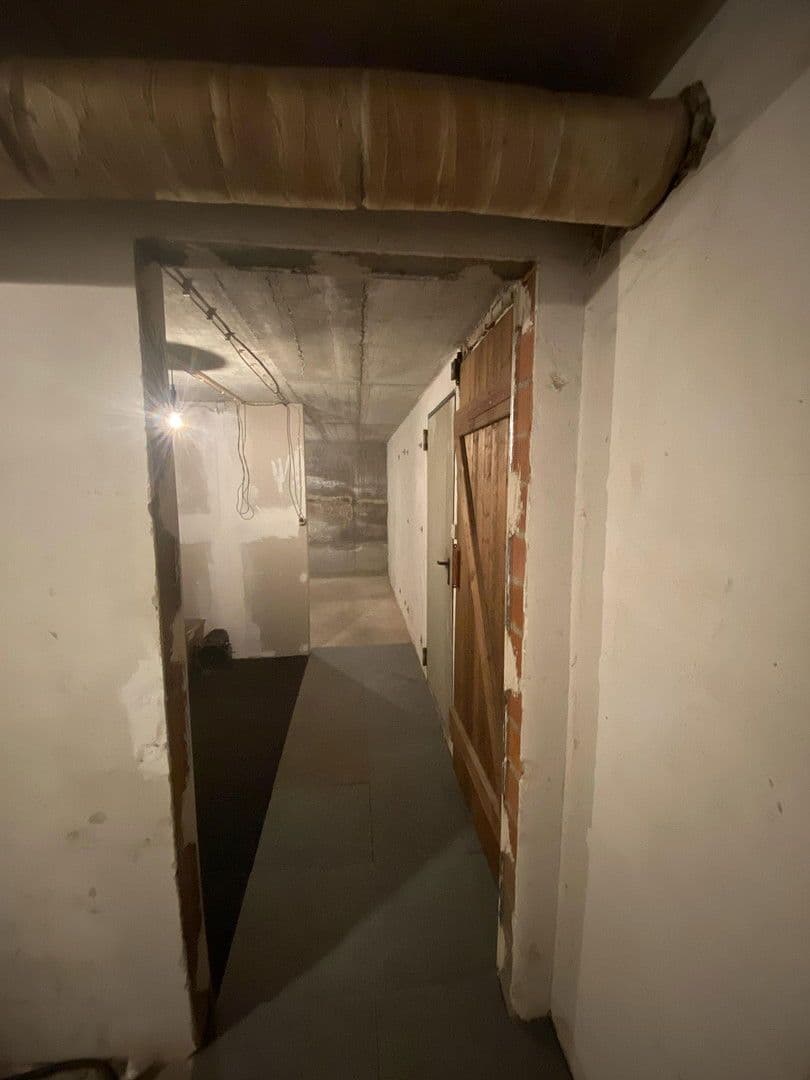 Predaj domu 220 m², pozemek 881 m², Gaugraf-Zeisolf-Str. 3, Sinsheim, Bádensko-Wurttembersko Predaj domu 220 m², pozemek 881 m², Gaugraf-Zeisolf-Str. 3, Sinsheim, Bádensko-Wurttembersko