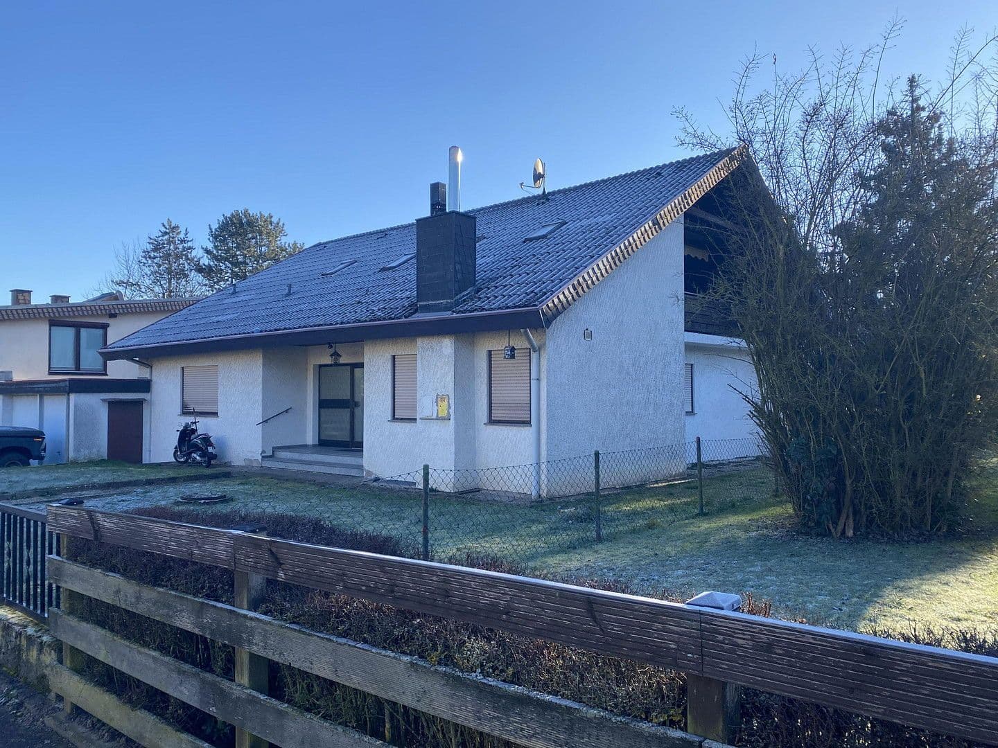 Predaj domu 220 m², pozemek 881 m², Gaugraf-Zeisolf-Str. 3, Sinsheim, Bádensko-Wurttembersko Predaj domu 220 m², pozemek 881 m², Gaugraf-Zeisolf-Str. 3, Sinsheim, Bádensko-Wurttembersko