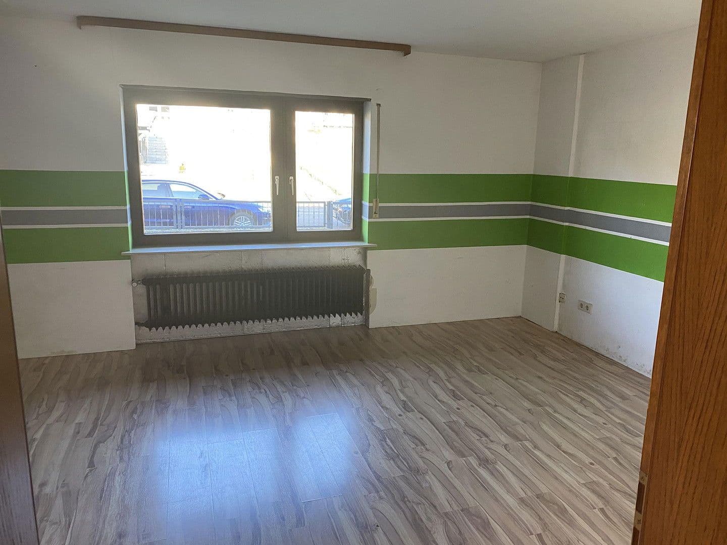 Predaj domu 220 m², pozemek 881 m², Gaugraf-Zeisolf-Str. 3, Sinsheim, Bádensko-Wurttembersko Predaj domu 220 m², pozemek 881 m², Gaugraf-Zeisolf-Str. 3, Sinsheim, Bádensko-Wurttembersko