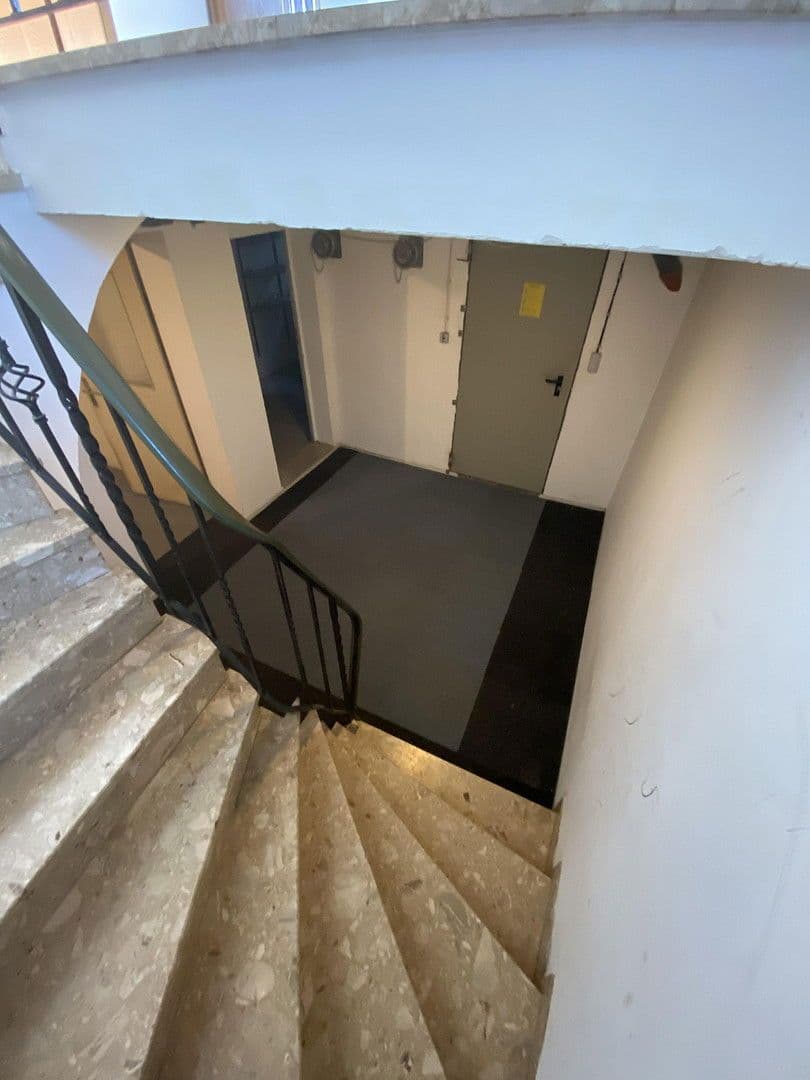 Predaj domu 220 m², pozemek 881 m², Gaugraf-Zeisolf-Str. 3, Sinsheim, Bádensko-Wurttembersko Predaj domu 220 m², pozemek 881 m², Gaugraf-Zeisolf-Str. 3, Sinsheim, Bádensko-Wurttembersko