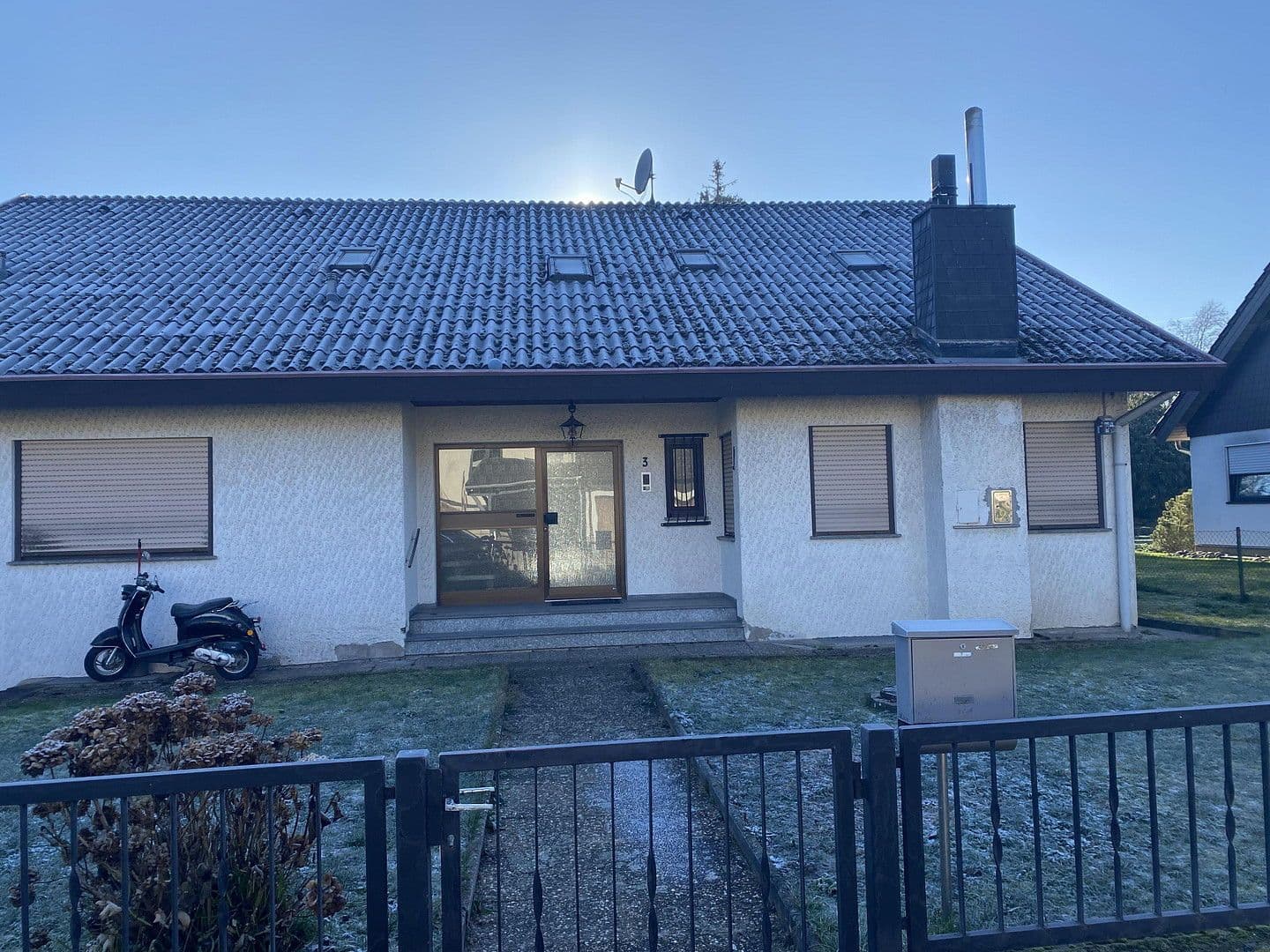 Predaj domu 220 m², pozemek 881 m², Gaugraf-Zeisolf-Str. 3, Sinsheim, Bádensko-Wurttembersko Predaj domu 220 m², pozemek 881 m², Gaugraf-Zeisolf-Str. 3, Sinsheim, Bádensko-Wurttembersko