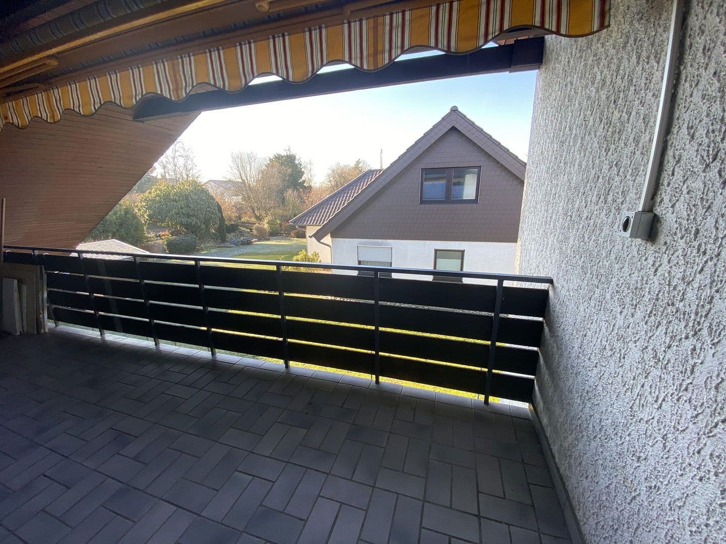 Predaj domu 220 m², pozemek 881 m², Gaugraf-Zeisolf-Str. 3, Sinsheim, Bádensko-Wurttembersko Predaj domu 220 m², pozemek 881 m², Gaugraf-Zeisolf-Str. 3, Sinsheim, Bádensko-Wurttembersko