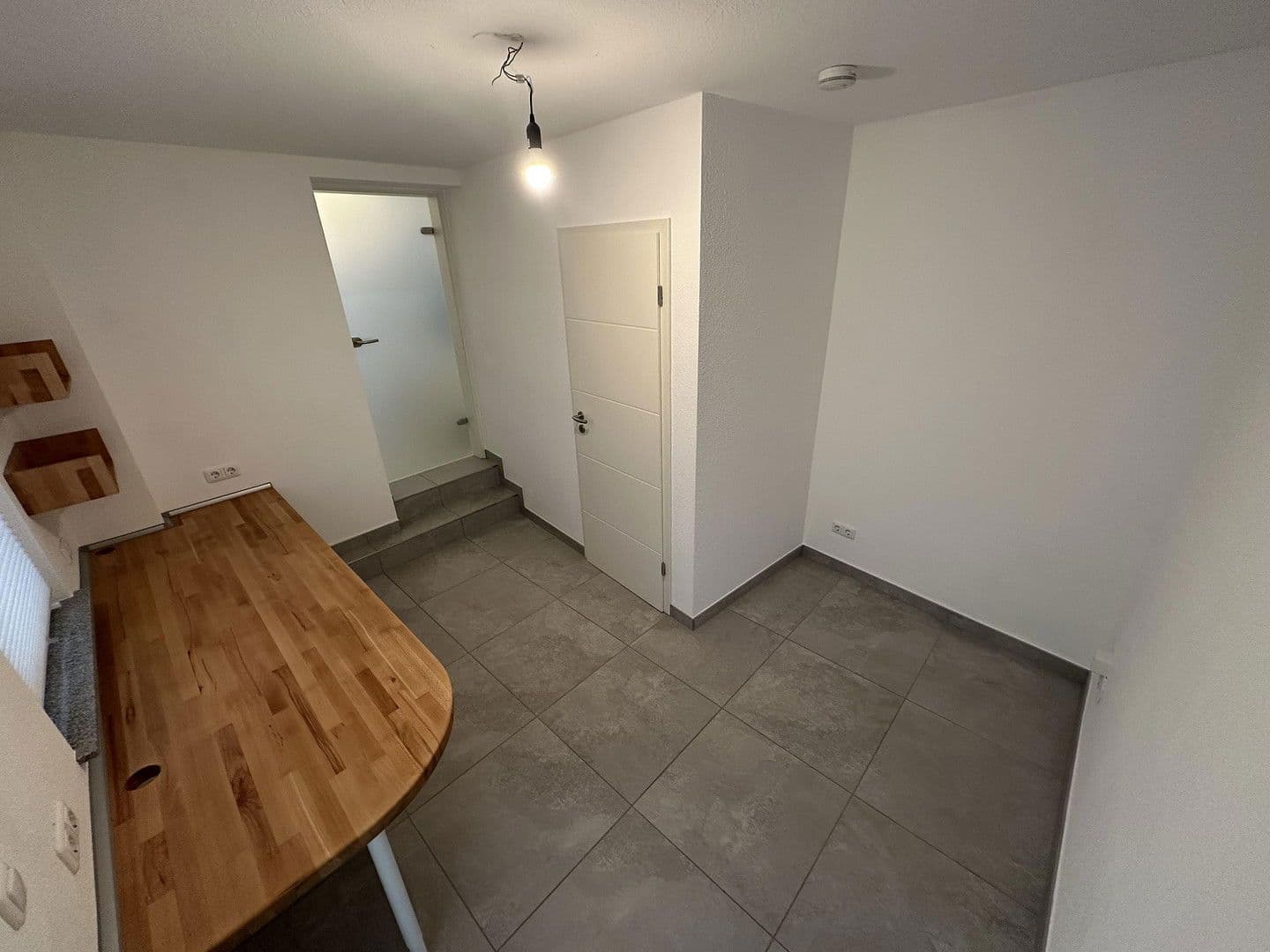 Predaj domu 104 m², pozemek 150 m², Heidenfahrt 14, Ingelheim am Rhein, Porýnie-Falcko Predaj domu 104 m², pozemek 150 m², Heidenfahrt 14, Ingelheim am Rhein, Porýnie-Falcko