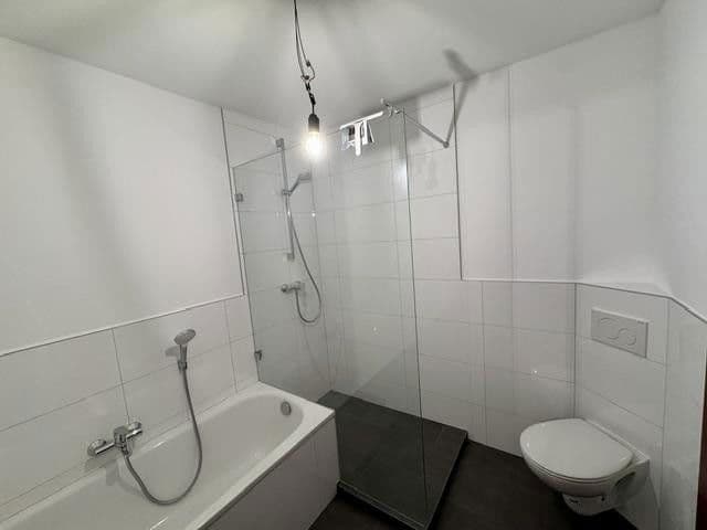 Prenájom domu 120 m², pozemek 172 m², Bensheim, Hesensko Prenájom domu 120 m², pozemek 172 m², Bensheim, Hesensko