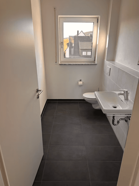 Prenájom bytu 4-izbový 118 m², Austr. 2, Wernberg-Köblitz, Bavorsko Prenájom bytu 4-izbový 118 m², Austr. 2, Wernberg-Köblitz, Bavorsko