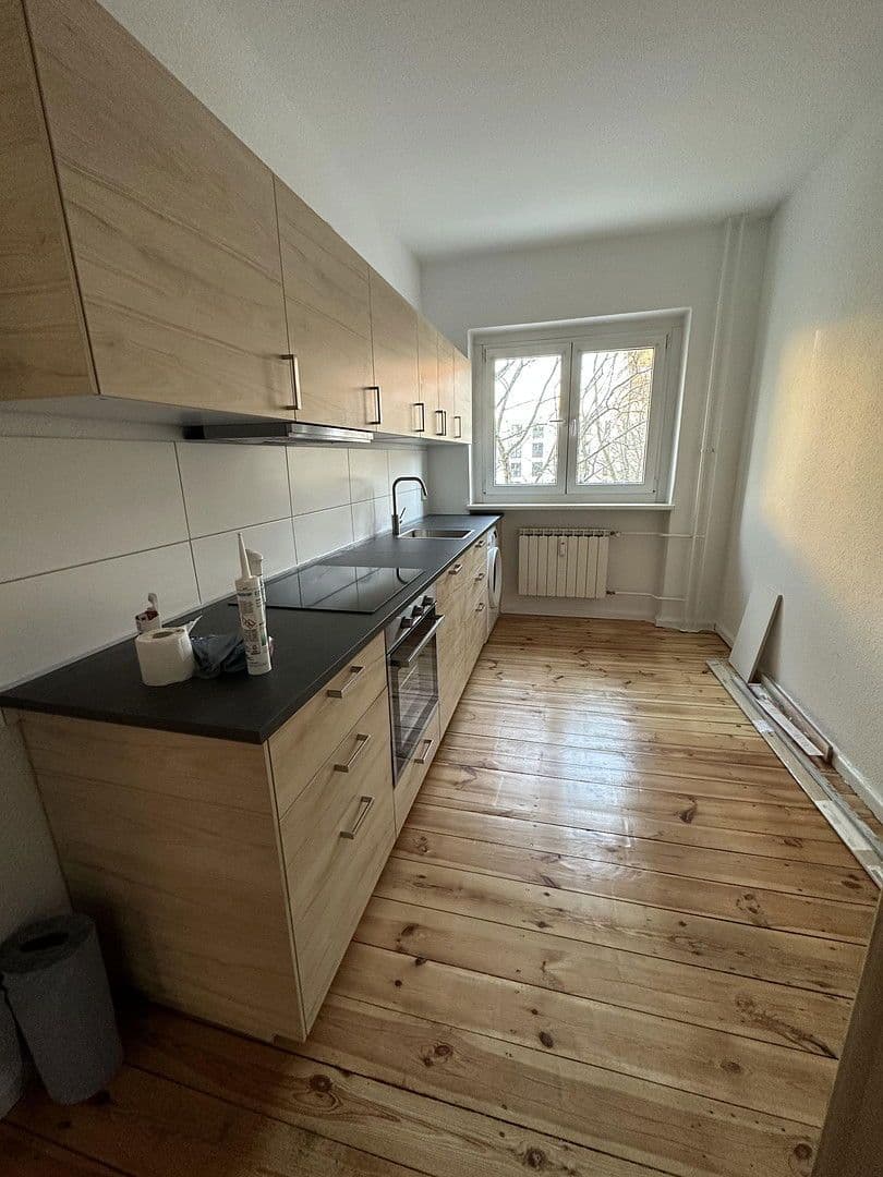 Prenájom bytu 3-izbový 68 m², Köllnische Straße 44a, Berlin, Berlín Prenájom bytu 3-izbový 68 m², Köllnische Straße 44a, Berlin, Berlín
