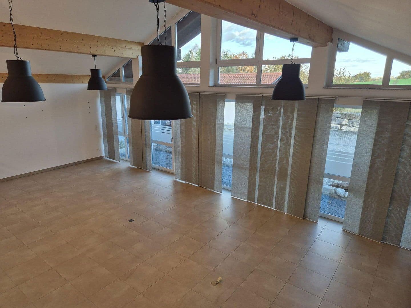 Prenájom kancelárie 150 m², Schwindegg, Bavorsko Prenájom kancelárie 150 m², Schwindegg, Bavorsko