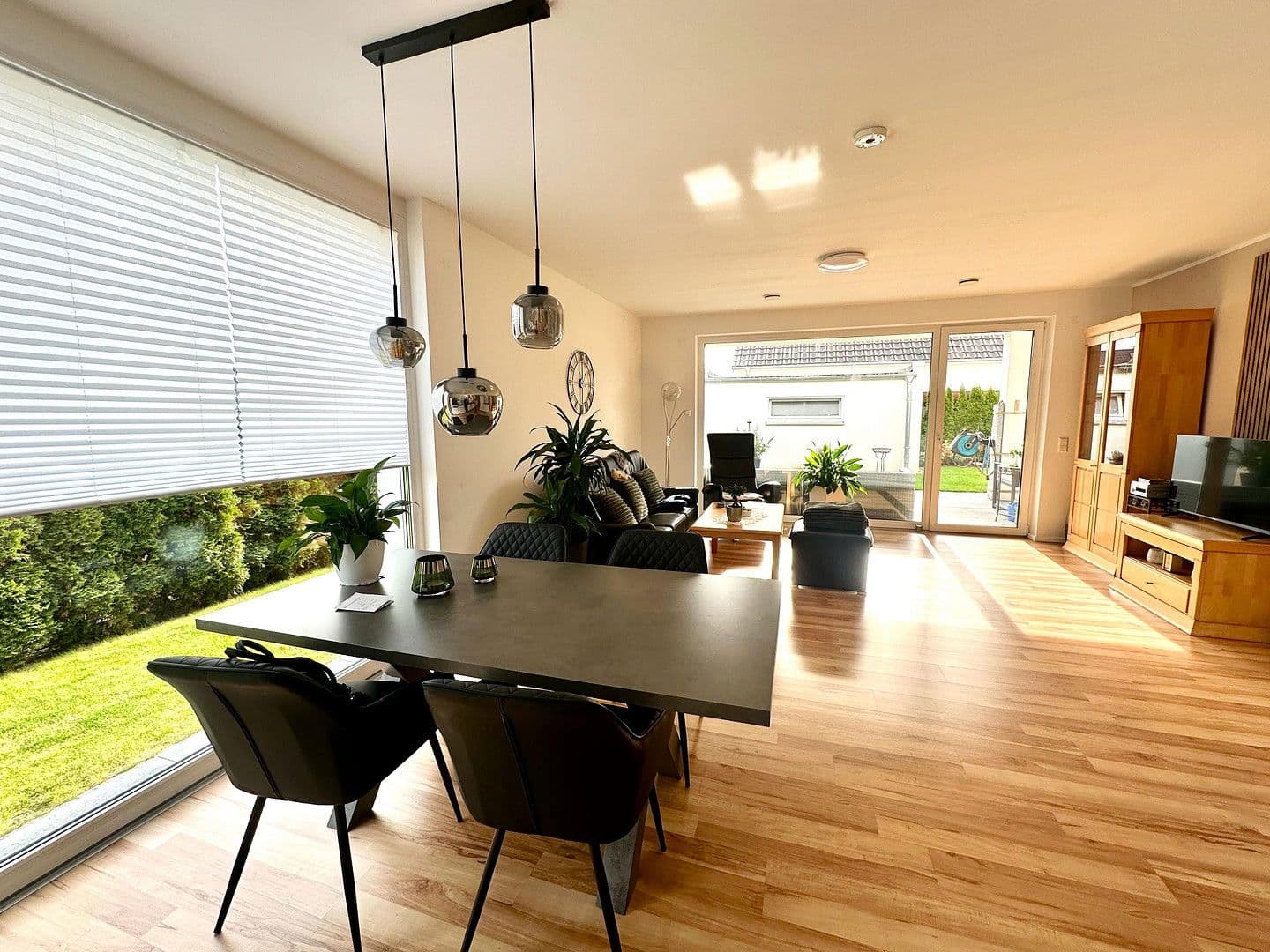 Predaj domu 578 m², pozemek 605 m², Lise-Meitner Straße 7, Hildesheim, Dolné Sasko Predaj domu 578 m², pozemek 605 m², Lise-Meitner Straße 7, Hildesheim, Dolné Sasko