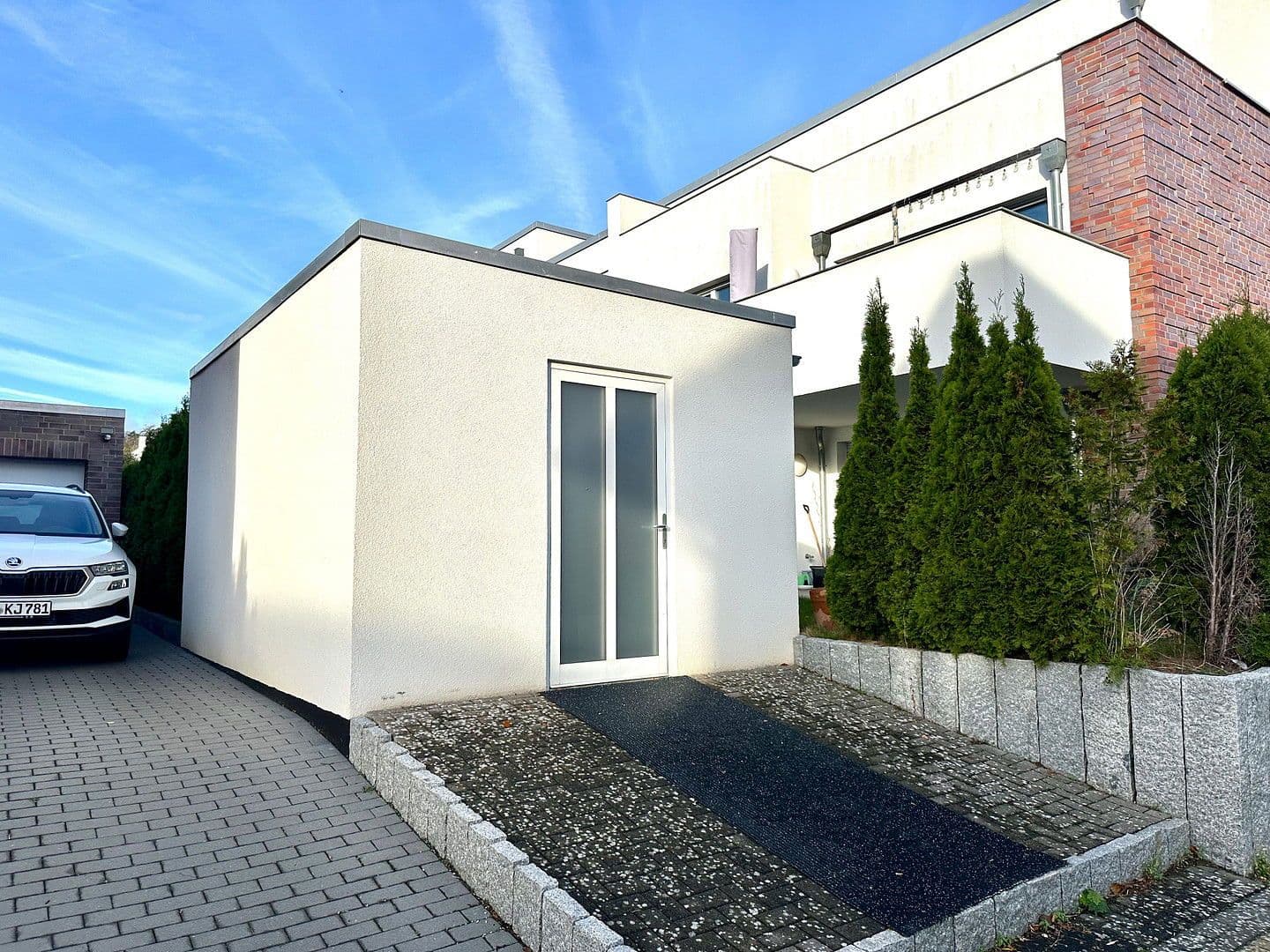 Predaj domu 578 m², pozemek 605 m², Lise-Meitner Straße 7, Hildesheim, Dolné Sasko Predaj domu 578 m², pozemek 605 m², Lise-Meitner Straße 7, Hildesheim, Dolné Sasko