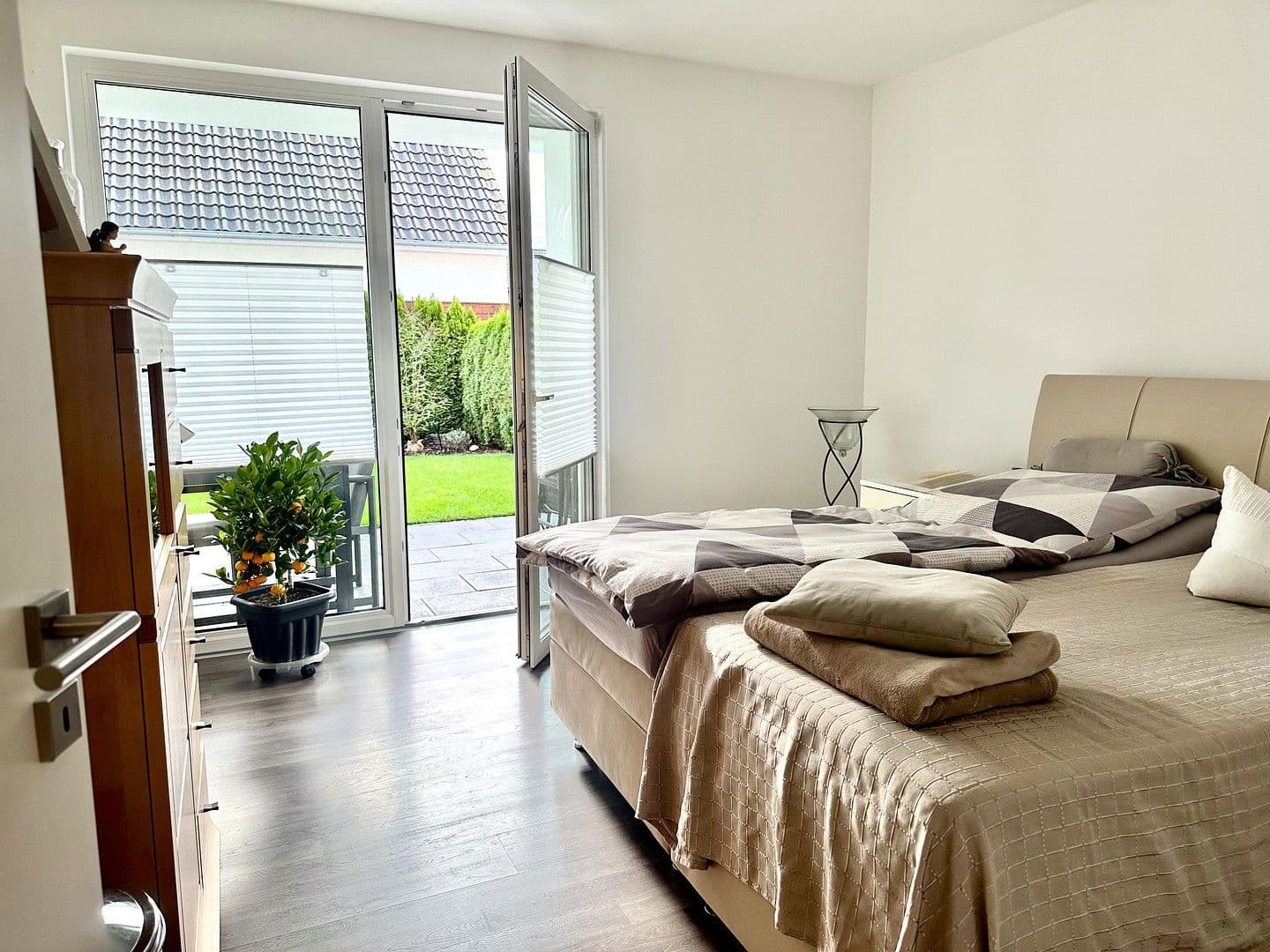 Predaj domu 578 m², pozemek 605 m², Lise-Meitner Straße 7, Hildesheim, Dolné Sasko Predaj domu 578 m², pozemek 605 m², Lise-Meitner Straße 7, Hildesheim, Dolné Sasko