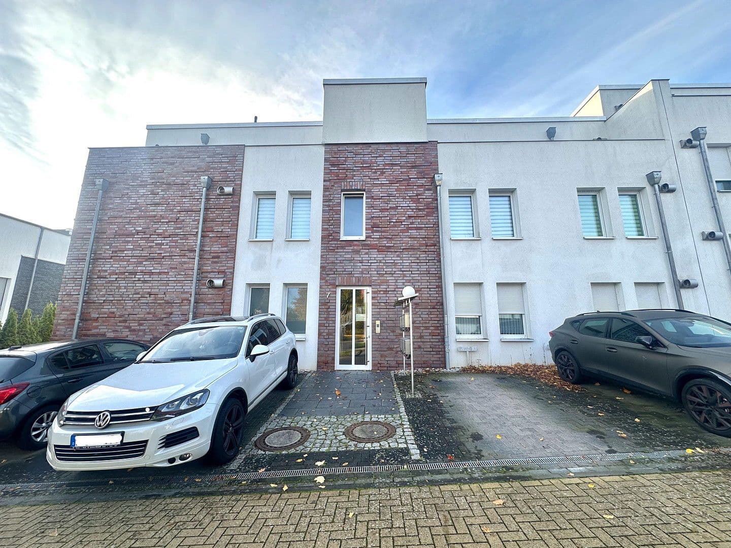 Predaj domu 578 m², pozemek 605 m², Lise-Meitner Straße 7, Hildesheim, Dolné Sasko Predaj domu 578 m², pozemek 605 m², Lise-Meitner Straße 7, Hildesheim, Dolné Sasko