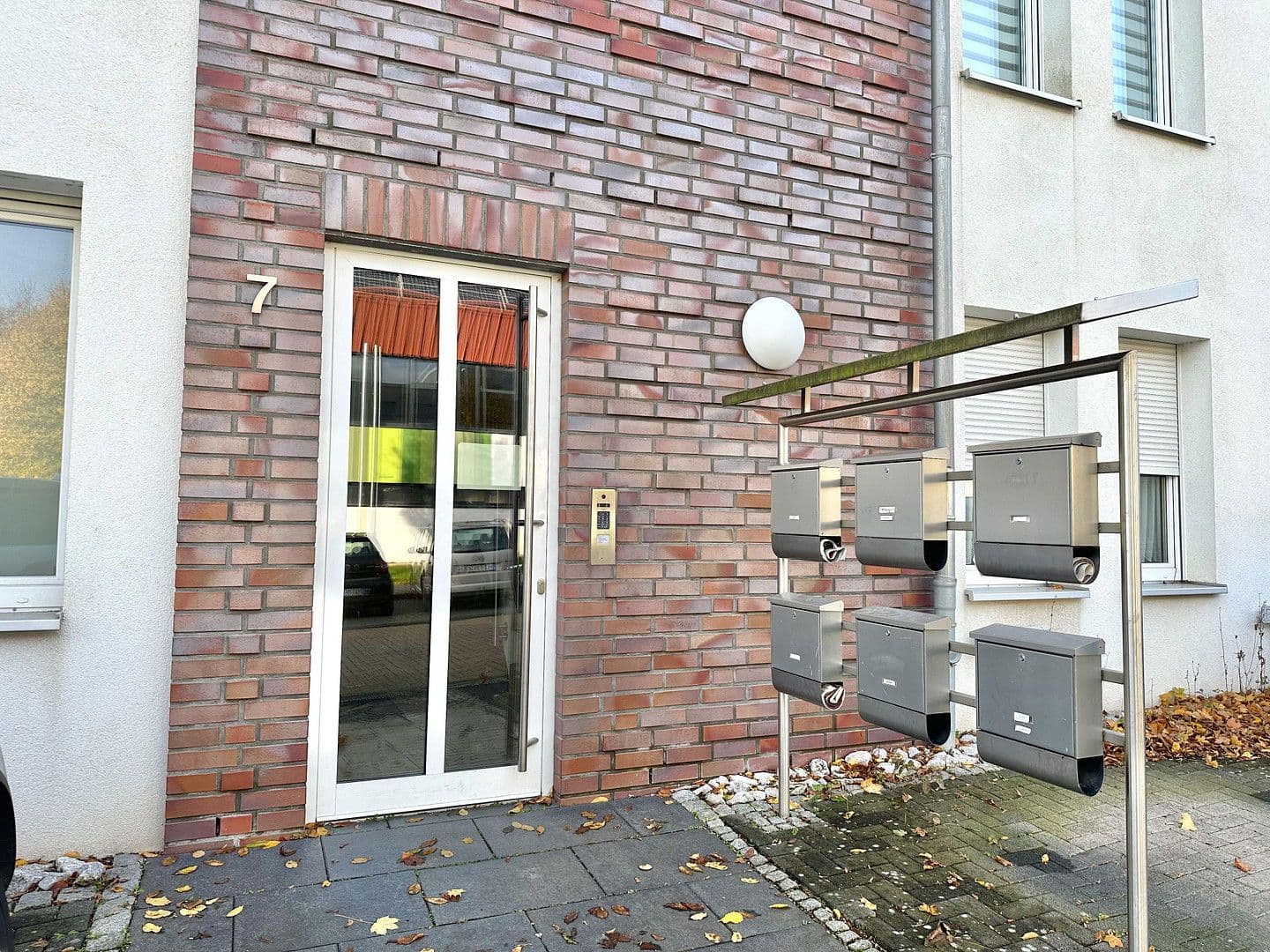 Predaj domu 578 m², pozemek 605 m², Lise-Meitner Straße 7, Hildesheim, Dolné Sasko Predaj domu 578 m², pozemek 605 m², Lise-Meitner Straße 7, Hildesheim, Dolné Sasko
