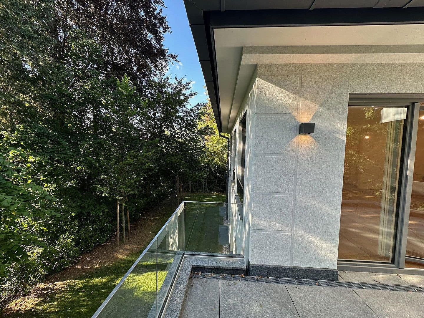 Prenájom bytu 3-izbový 102 m², Fürstenackerstr. 42, München, Bavorsko Prenájom bytu 3-izbový 102 m², Fürstenackerstr. 42, München, Bavorsko