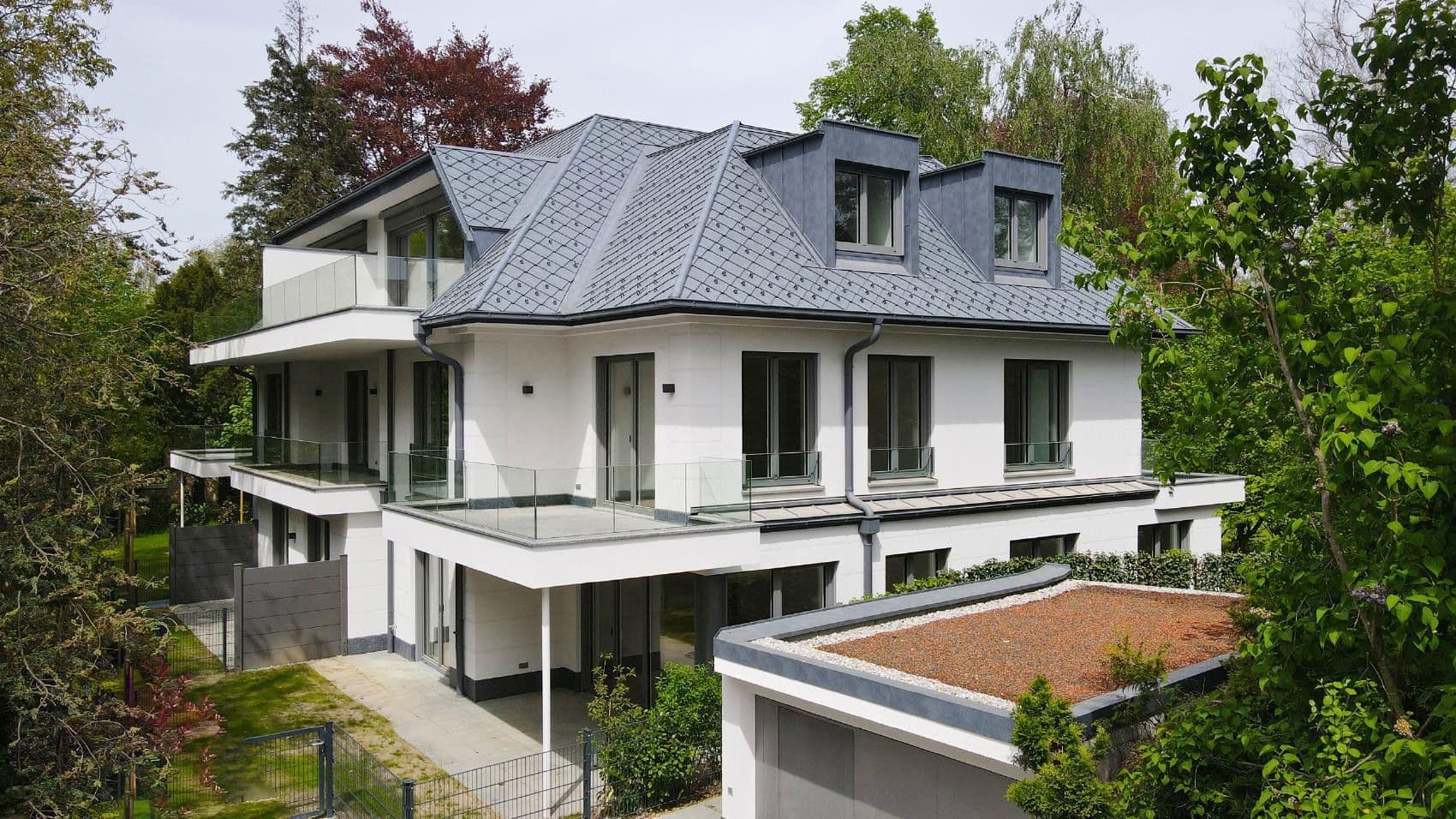 Prenájom bytu 3-izbový 102 m², Fürstenackerstr. 42, München, Bavorsko Prenájom bytu 3-izbový 102 m², Fürstenackerstr. 42, München, Bavorsko