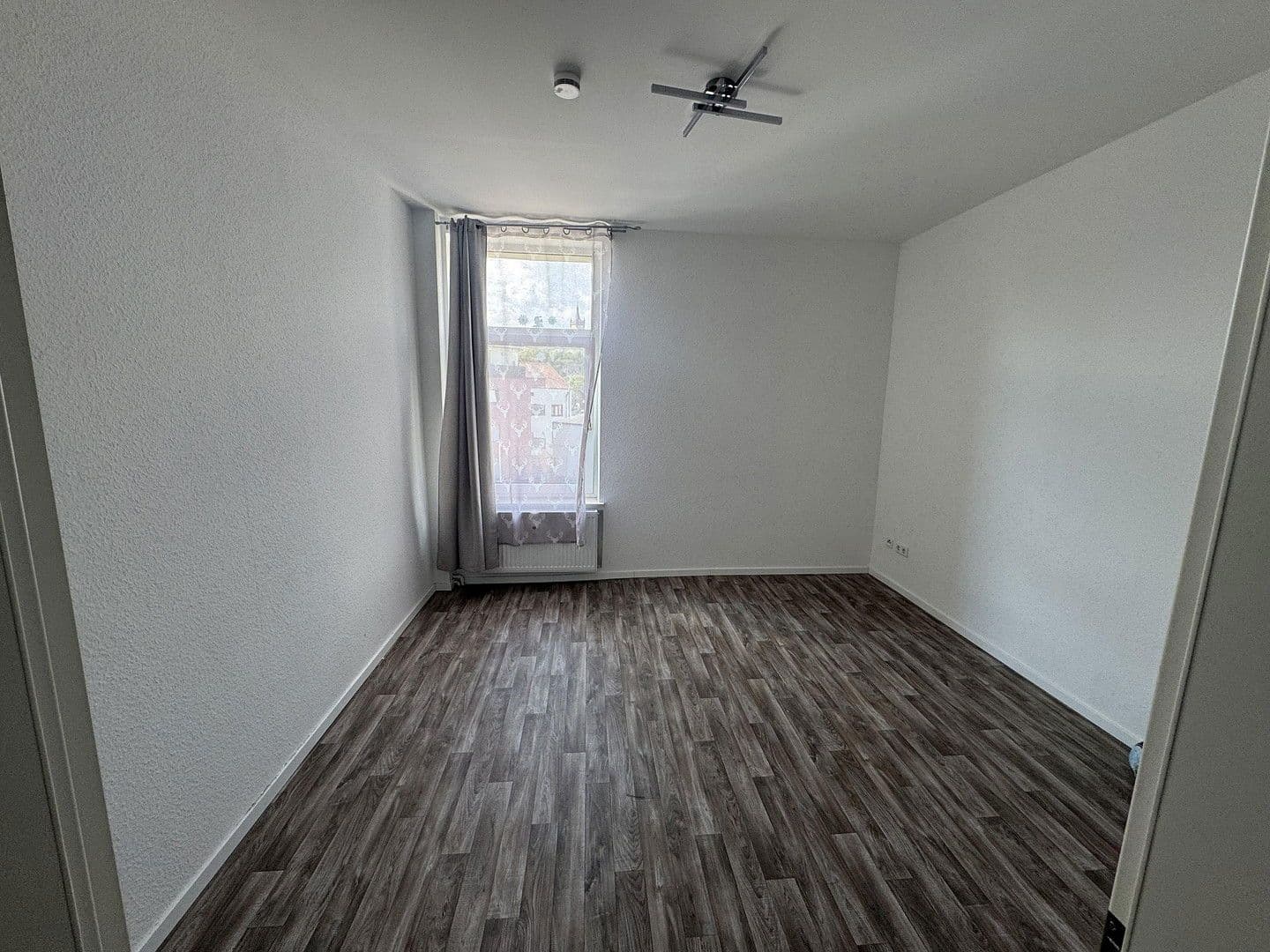 Prenájom bytu 3-izbový 68 m², Meißnerstr.16, Kleve, Severné Porýnie - Westfálsko Prenájom bytu 3-izbový 68 m², Meißnerstr.16, Kleve, Severné Porýnie - Westfálsko