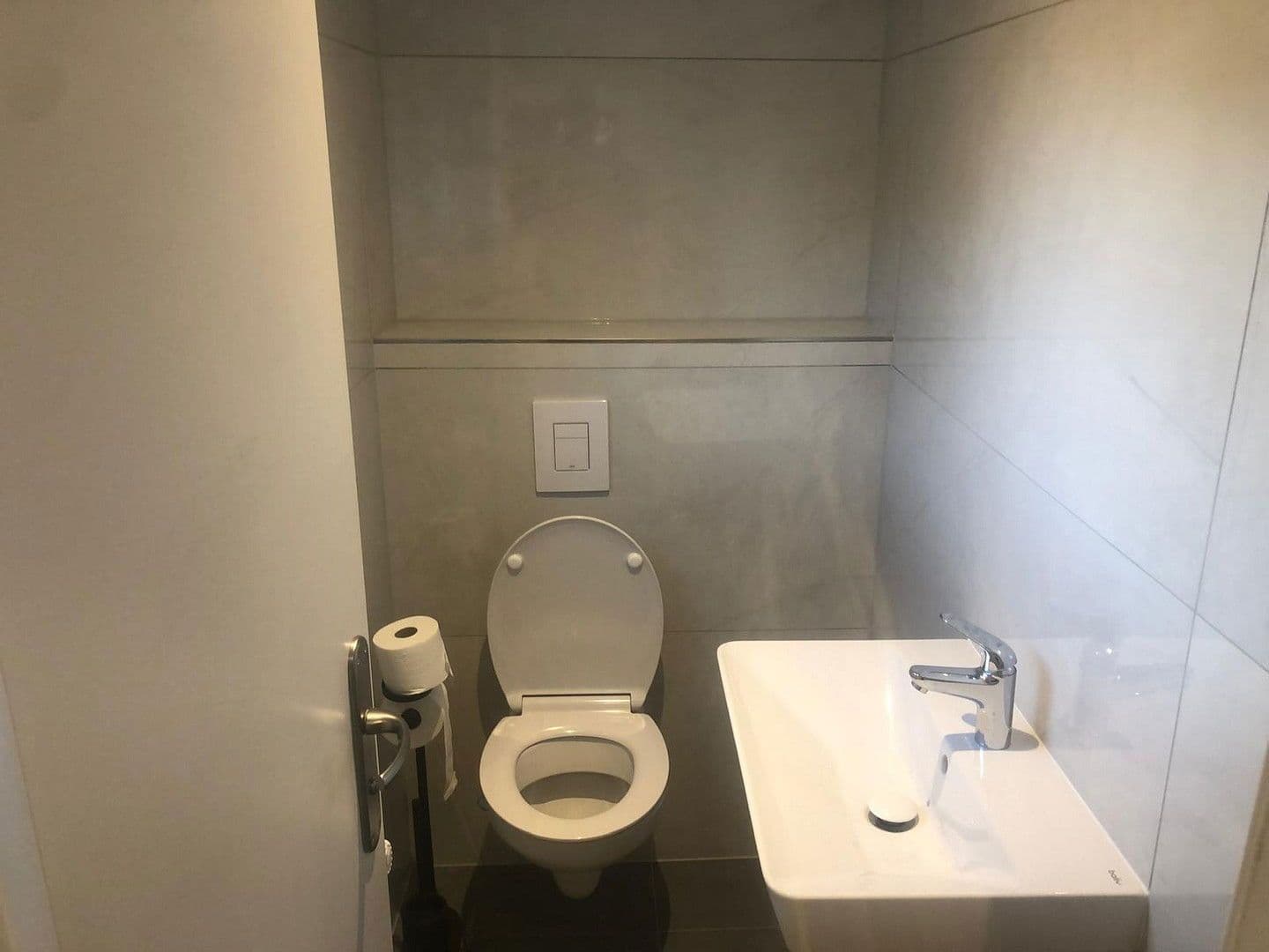 Prenájom domu 184 m², pozemek 1.300 m², Berlin, Berlín Prenájom domu 184 m², pozemek 1.300 m², Berlin, Berlín