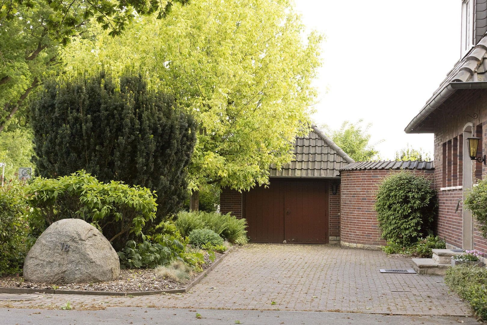 Predaj domu 258 m², pozemek 4.565 m², Petershagen, Severné Porýnie - Westfálsko Predaj domu 258 m², pozemek 4.565 m², Petershagen, Severné Porýnie - Westfálsko