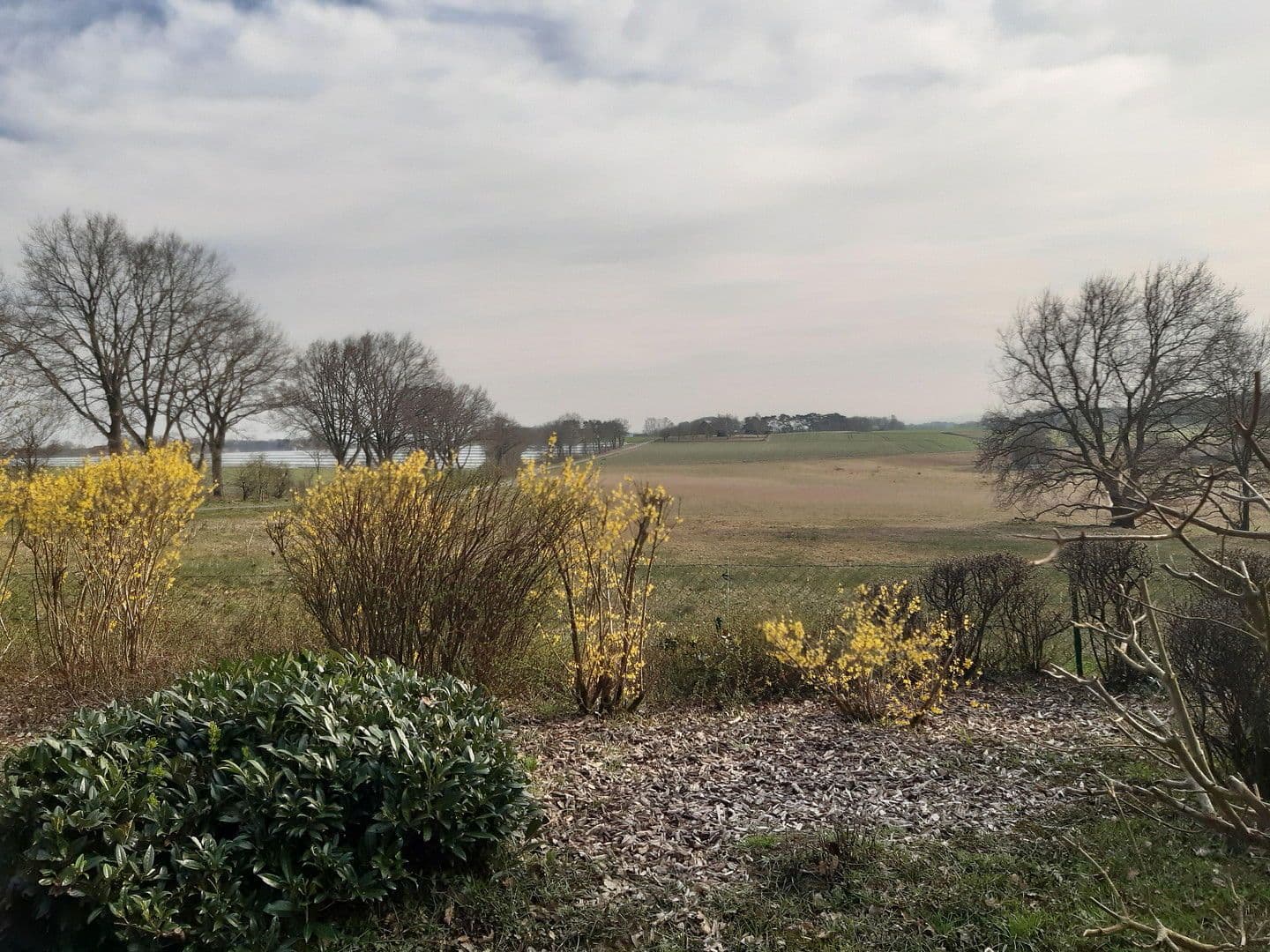 Predaj domu 258 m², pozemek 4.565 m², Petershagen, Severné Porýnie - Westfálsko Predaj domu 258 m², pozemek 4.565 m², Petershagen, Severné Porýnie - Westfálsko