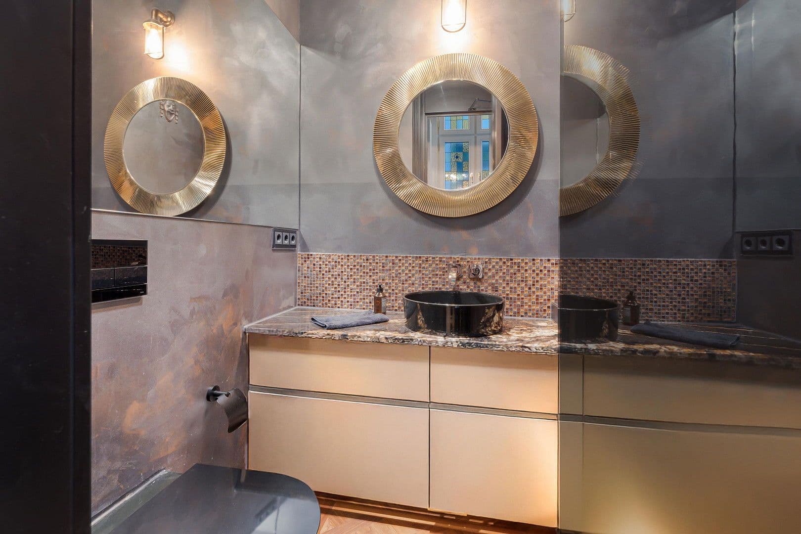 Predaj bytu 5-izbový 160 m², Berlin, Berlín Predaj bytu 5-izbový 160 m², Berlin, Berlín