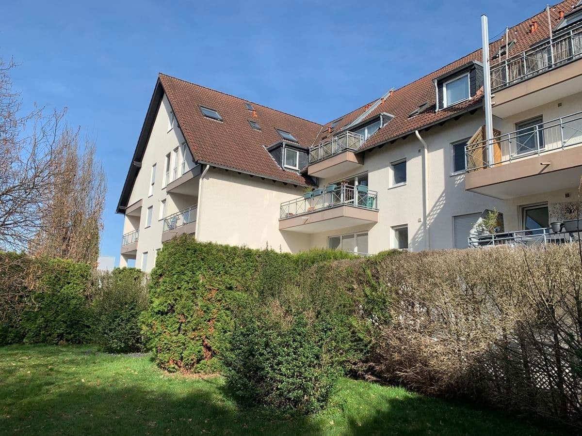 Prenájom bytu 2-izbový 65 m², Bonn Beuel Holzlar, Severné Porýnie - Westfálsko Prenájom bytu 2-izbový 65 m², Bonn Beuel Holzlar, Severné Porýnie - Westfálsko