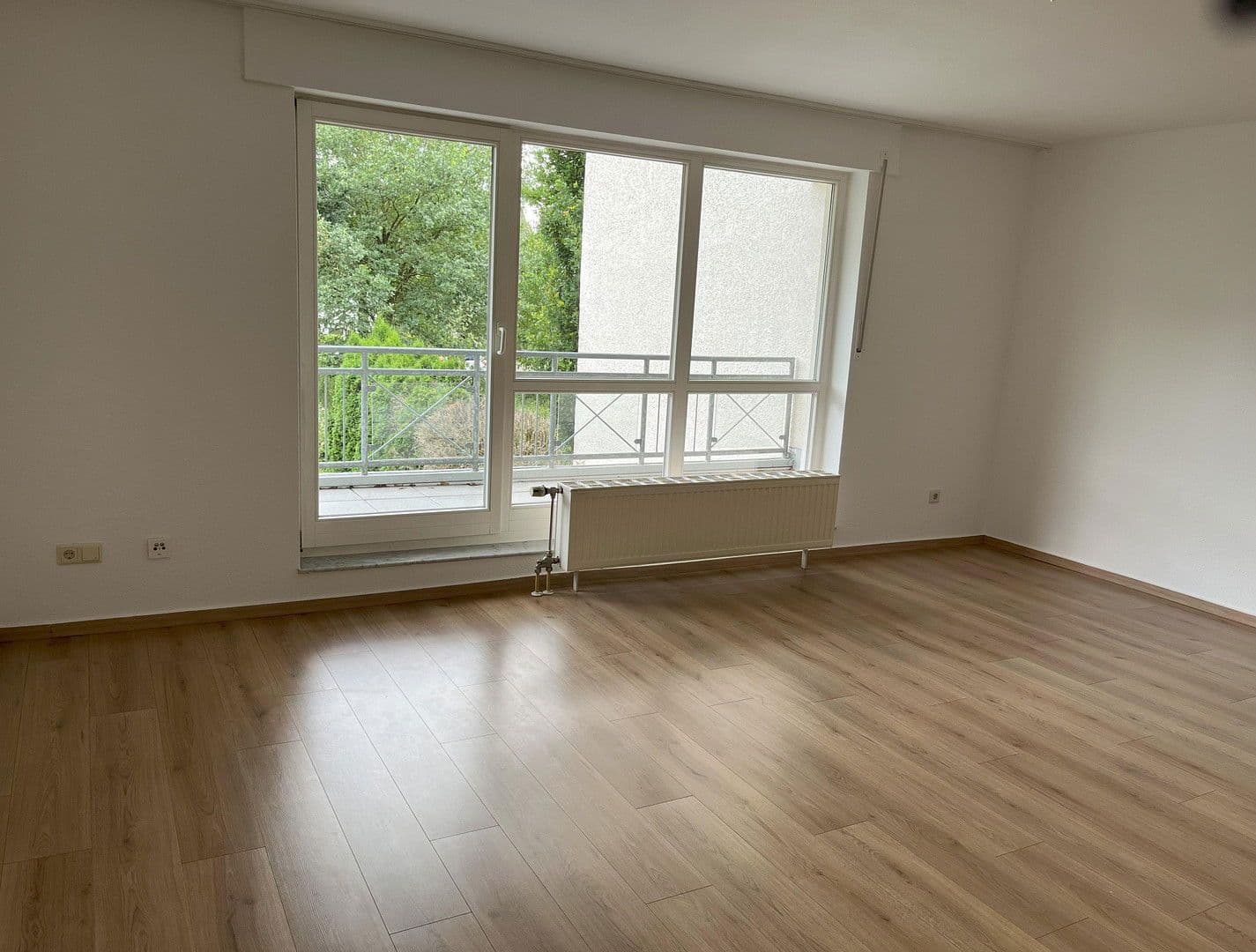 Prenájom bytu 2-izbový 65 m², Bonn Beuel Holzlar, Severné Porýnie - Westfálsko Prenájom bytu 2-izbový 65 m², Bonn Beuel Holzlar, Severné Porýnie - Westfálsko