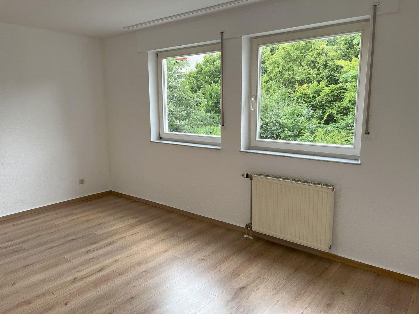 Prenájom bytu 2-izbový 65 m², Bonn Beuel Holzlar, Severné Porýnie - Westfálsko Prenájom bytu 2-izbový 65 m², Bonn Beuel Holzlar, Severné Porýnie - Westfálsko
