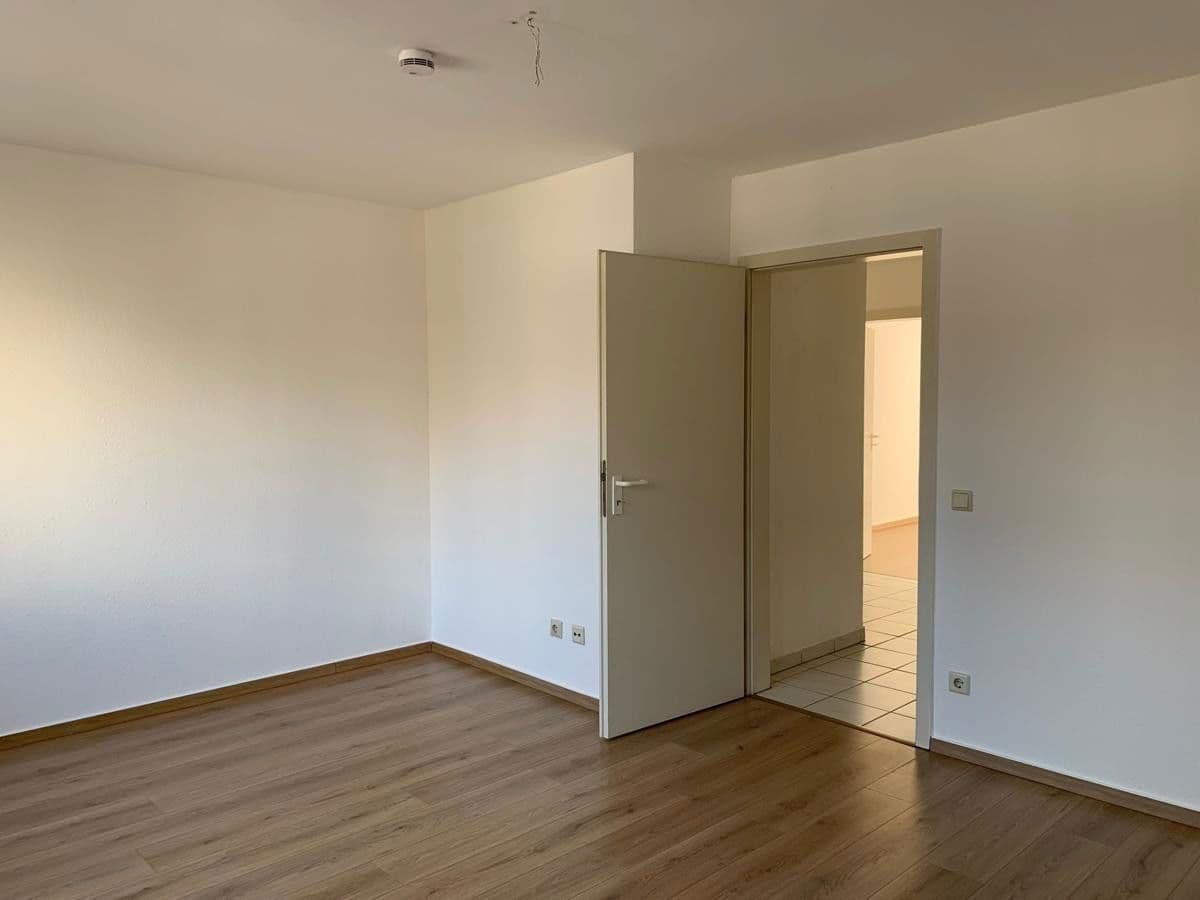 Prenájom bytu 2-izbový 65 m², Bonn Beuel Holzlar, Severné Porýnie - Westfálsko Prenájom bytu 2-izbový 65 m², Bonn Beuel Holzlar, Severné Porýnie - Westfálsko