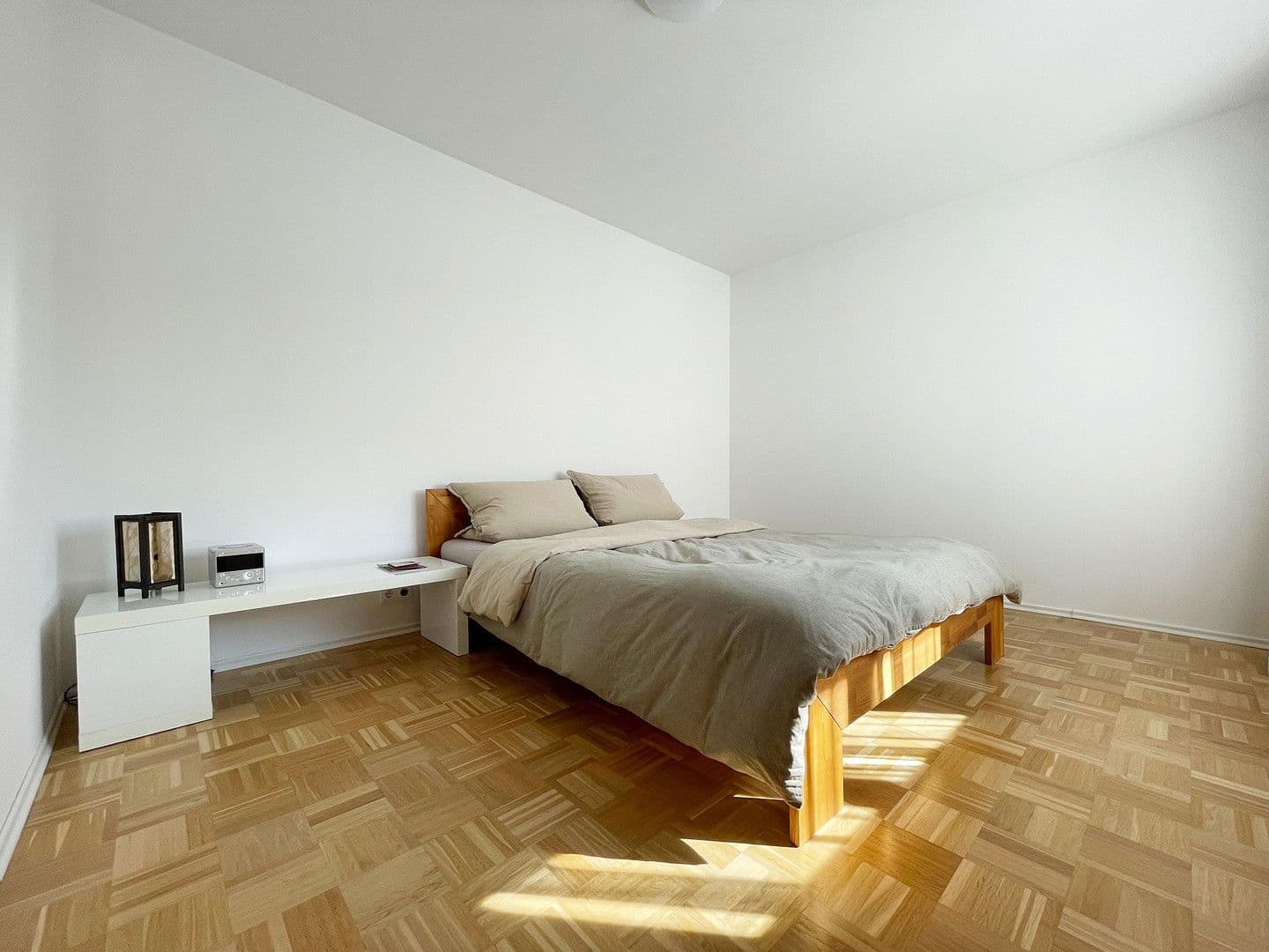 Predaj domu 425 m², pozemek 924 m², Mainz, Porýnie-Falcko Predaj domu 425 m², pozemek 924 m², Mainz, Porýnie-Falcko