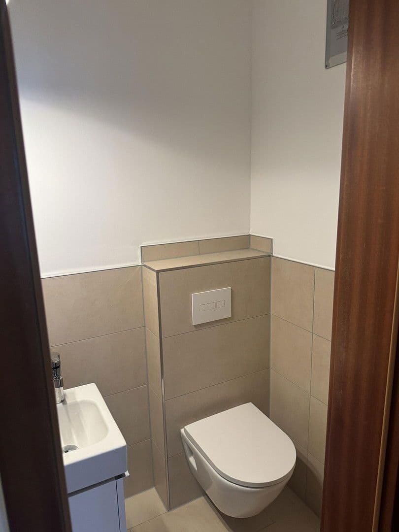 Prenájom bytu 3-izbový 91 m², Bremen, Brémy Prenájom bytu 3-izbový 91 m², Bremen, Brémy