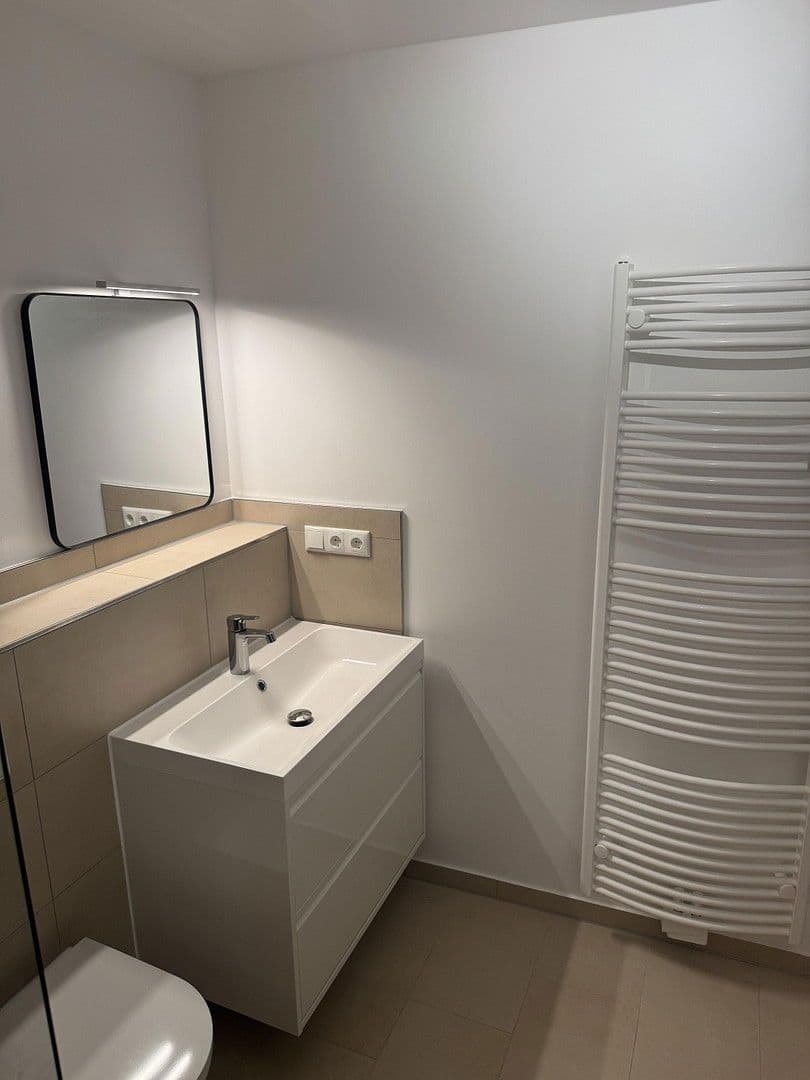 Prenájom bytu 3-izbový 91 m², Bremen, Brémy Prenájom bytu 3-izbový 91 m², Bremen, Brémy