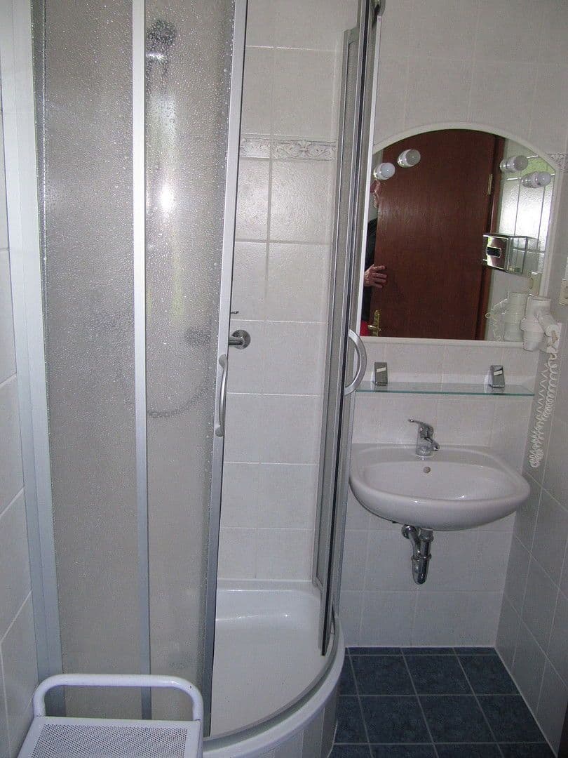 Predaj nebytového priestoru 1.799 m², Wernesgrüner Straße 39 d, Rodewisch, Sasko Predaj nebytového priestoru 1.799 m², Wernesgrüner Straße 39 d, Rodewisch, Sasko