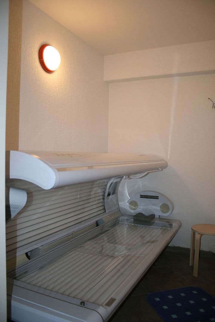 Predaj nebytového priestoru 1.799 m², Wernesgrüner Straße 39 d, Rodewisch, Sasko Predaj nebytového priestoru 1.799 m², Wernesgrüner Straße 39 d, Rodewisch, Sasko