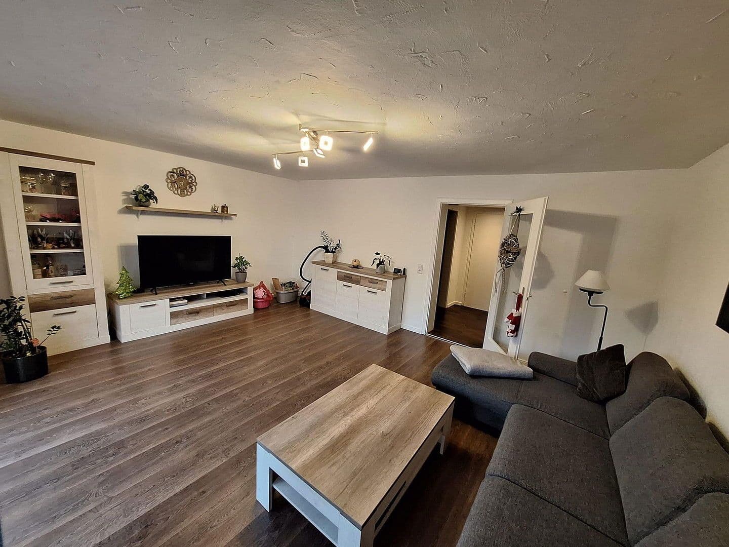 Prenájom bytu 3-izbový 98 m², Senden, Bavorsko Prenájom bytu 3-izbový 98 m², Senden, Bavorsko