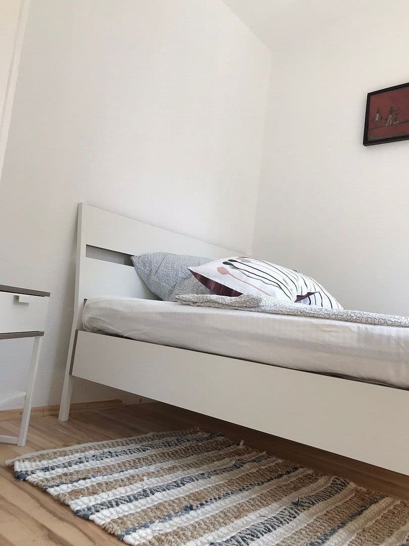 Prenájom bytu 2-izbový 40 m², Hamburg, Hamburg Prenájom bytu 2-izbový 40 m², Hamburg, Hamburg