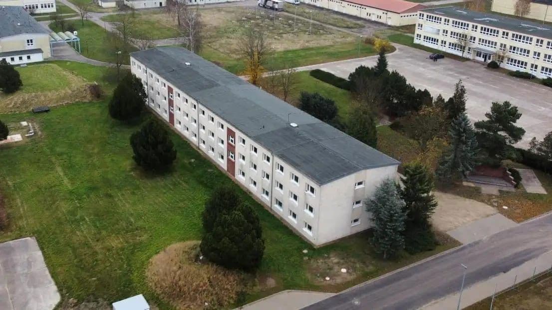 Predaj nebytového priestoru 19.000 m², Lützowstr. 1, Stavenhagen, Meklenbursko-Predpomoransko Predaj nebytového priestoru 19.000 m², Lützowstr. 1, Stavenhagen, Meklenbursko-Predpomoransko