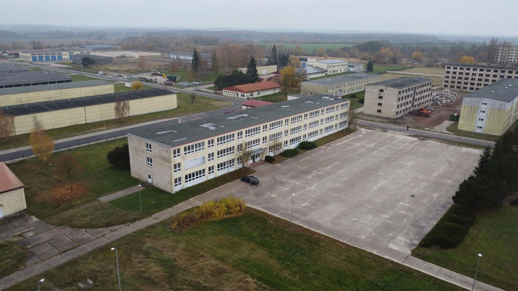 Predaj nebytového priestoru 19.000 m², Lützowstr. 1, Stavenhagen, Meklenbursko-Predpomoransko Predaj nebytového priestoru 19.000 m², Lützowstr. 1, Stavenhagen, Meklenbursko-Predpomoransko