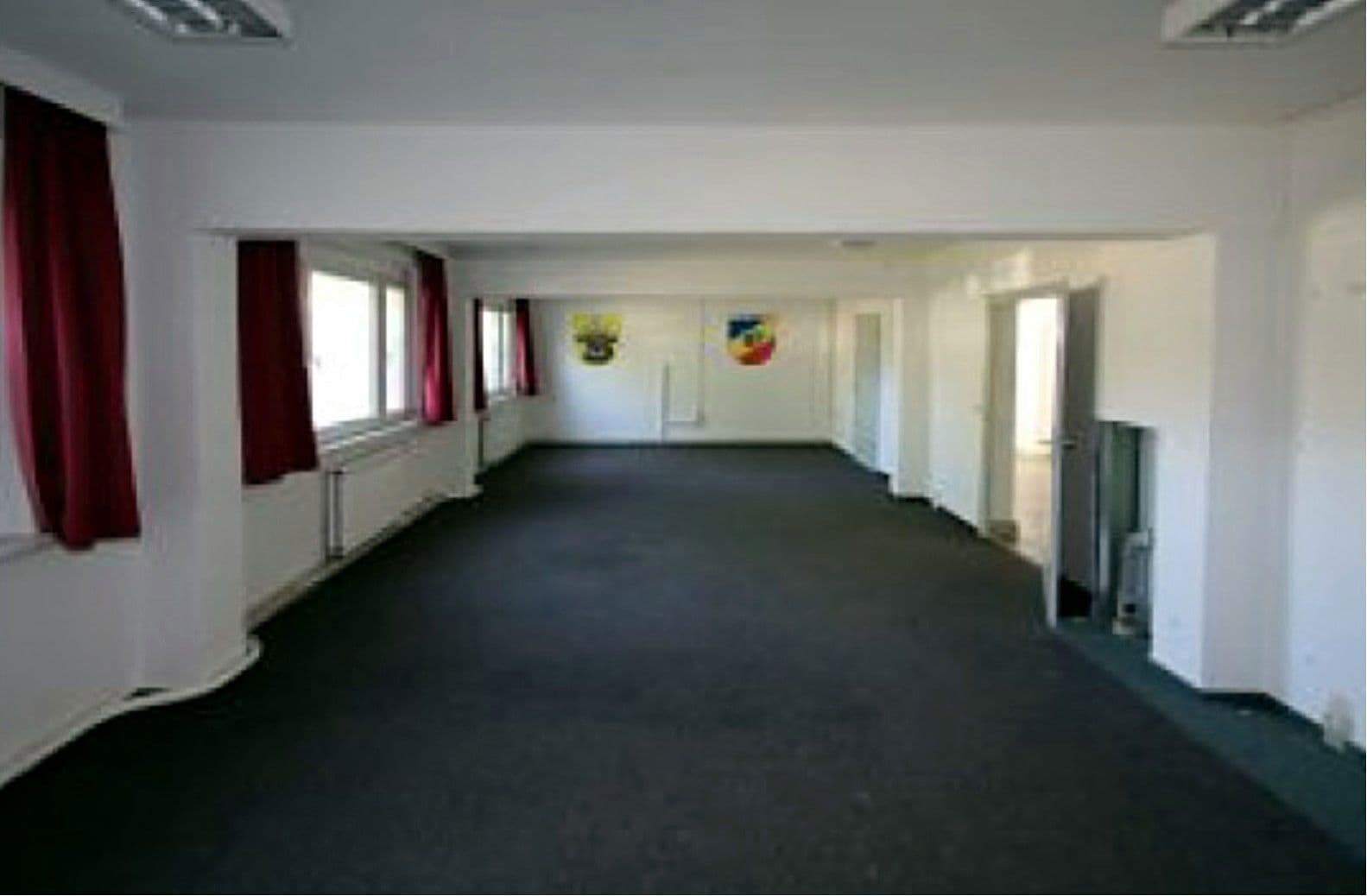 Predaj nebytového priestoru 19.000 m², Lützowstr. 1, Stavenhagen, Meklenbursko-Predpomoransko Predaj nebytového priestoru 19.000 m², Lützowstr. 1, Stavenhagen, Meklenbursko-Predpomoransko