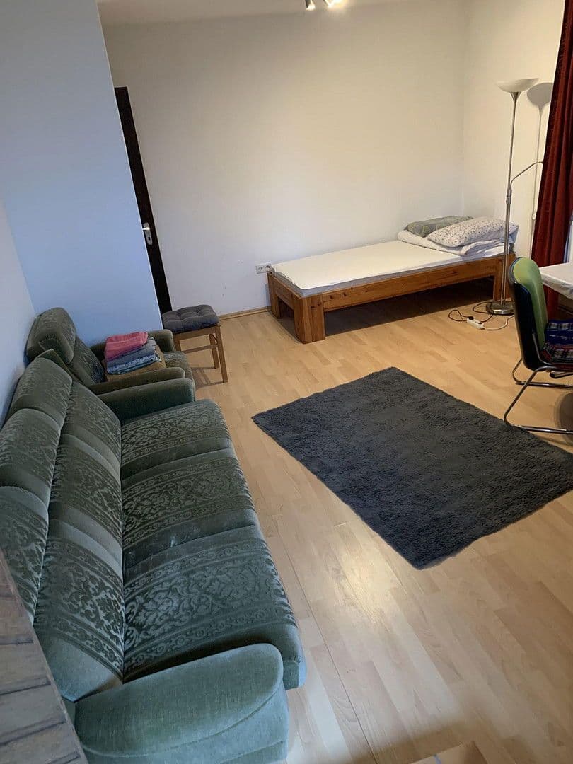 Prenájom bytu 34 m², Eschborn, Hesensko Prenájom bytu 34 m², Eschborn, Hesensko