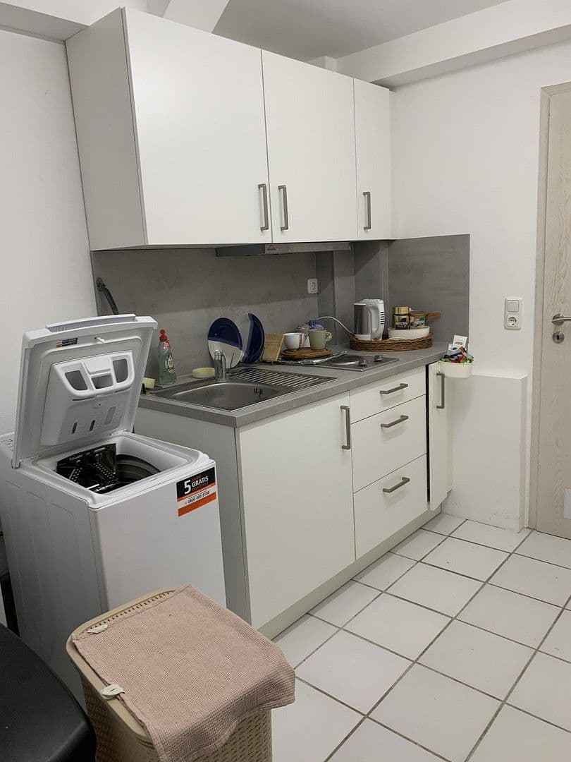 Prenájom bytu 34 m², Eschborn, Hesensko Prenájom bytu 34 m², Eschborn, Hesensko