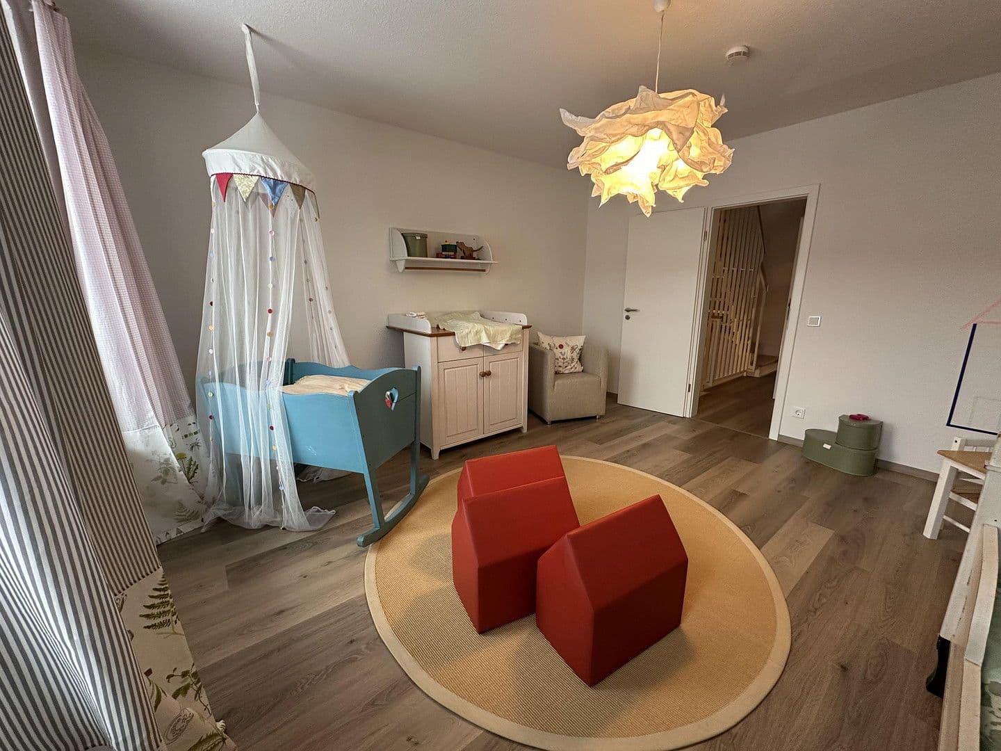 Prenájom domu 132 m², pozemek 163 m², Hans-Hackmack-Straße, Bremen, Brémy Prenájom domu 132 m², pozemek 163 m², Hans-Hackmack-Straße, Bremen, Brémy