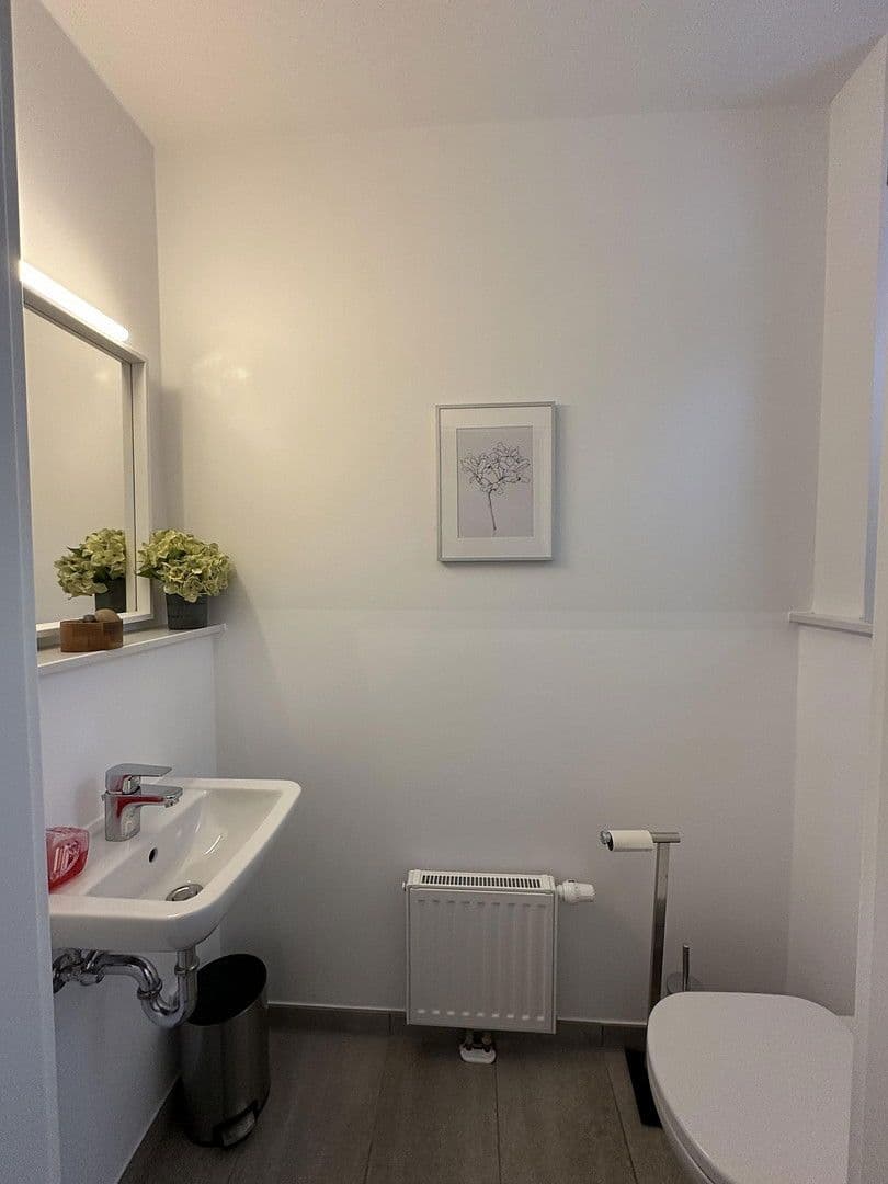 Prenájom domu 132 m², pozemek 163 m², Hans-Hackmack-Straße, Bremen, Brémy Prenájom domu 132 m², pozemek 163 m², Hans-Hackmack-Straße, Bremen, Brémy