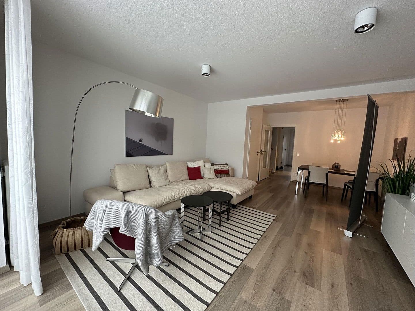 Prenájom domu 132 m², pozemek 163 m², Hans-Hackmack-Straße, Bremen, Brémy Prenájom domu 132 m², pozemek 163 m², Hans-Hackmack-Straße, Bremen, Brémy