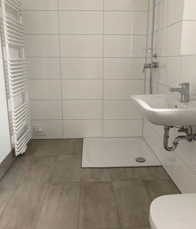 Prenájom domu 132 m², pozemek 163 m², Hans-Hackmack-Straße, Bremen, Brémy Prenájom domu 132 m², pozemek 163 m², Hans-Hackmack-Straße, Bremen, Brémy