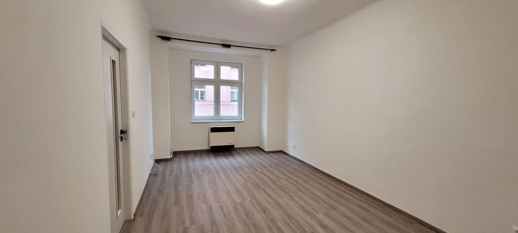 Prenájom bytu 2-izbový 43 m², Horní, Praha, Praha Prenájom bytu 2-izbový 43 m², Horní, Praha, Praha