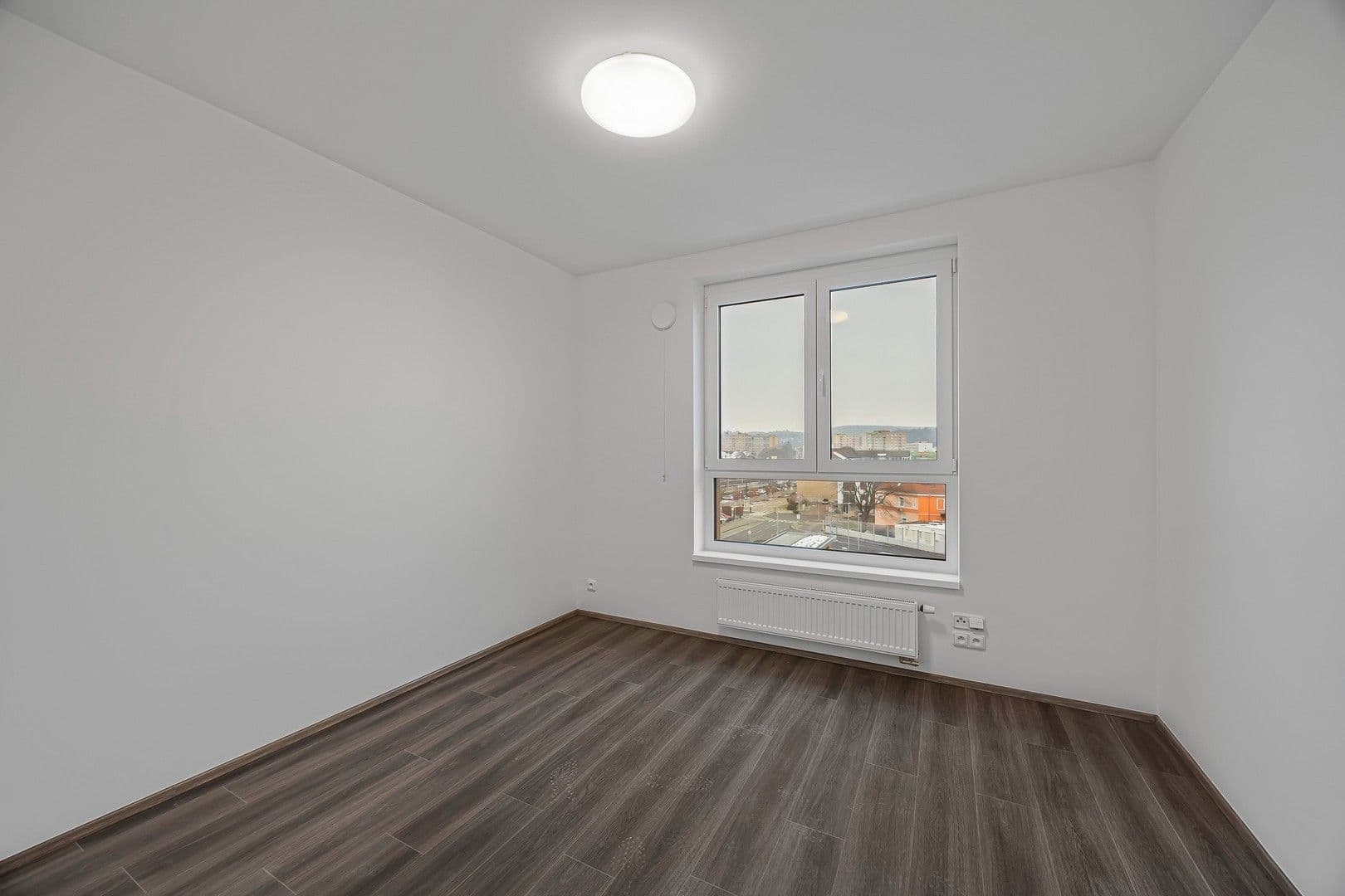 Prenájom bytu 2-izbový 51 m², Nádražní, Kralupy nad Vltavou, Středočeský kraj Prenájom bytu 2-izbový 51 m², Nádražní, Kralupy nad Vltavou, Středočeský kraj