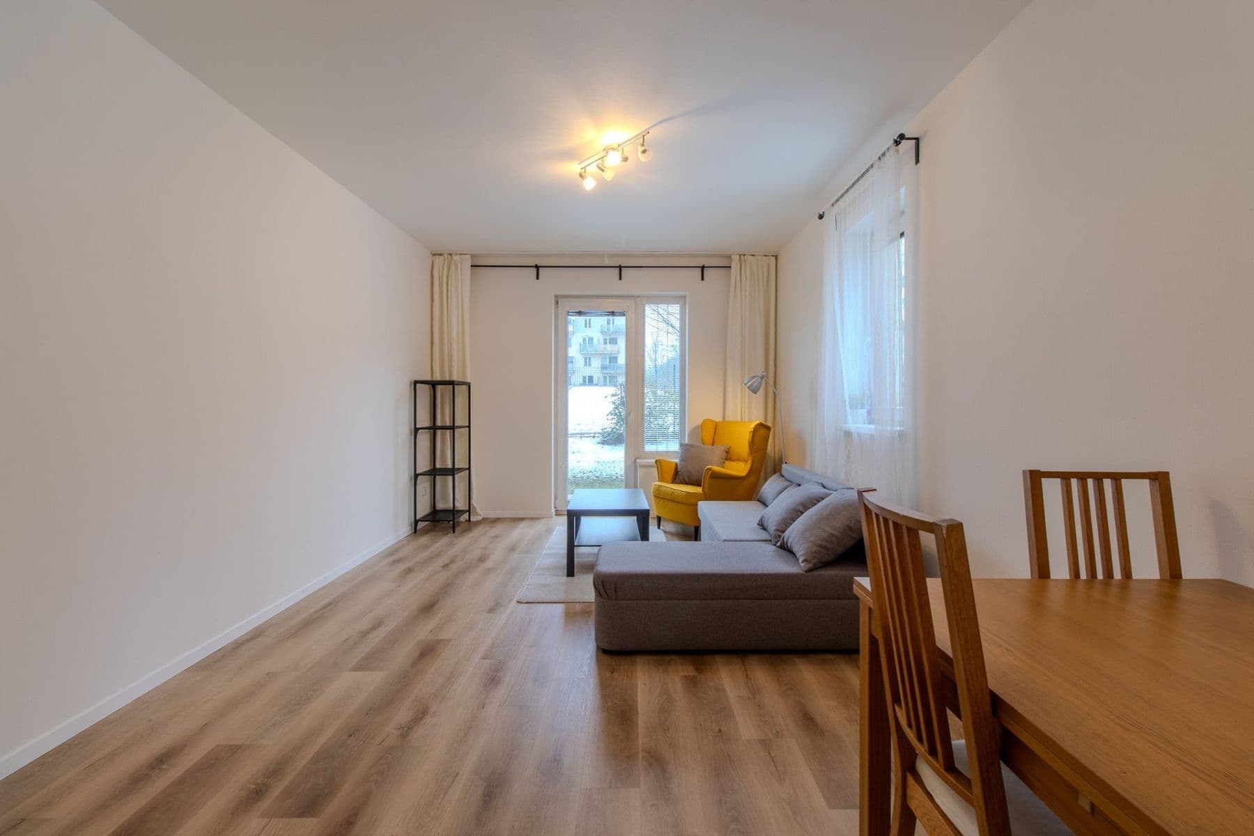 Prenájom bytu 2-izbový 54 m², V dolině, Praha, Praha Prenájom bytu 2-izbový 54 m², V dolině, Praha, Praha