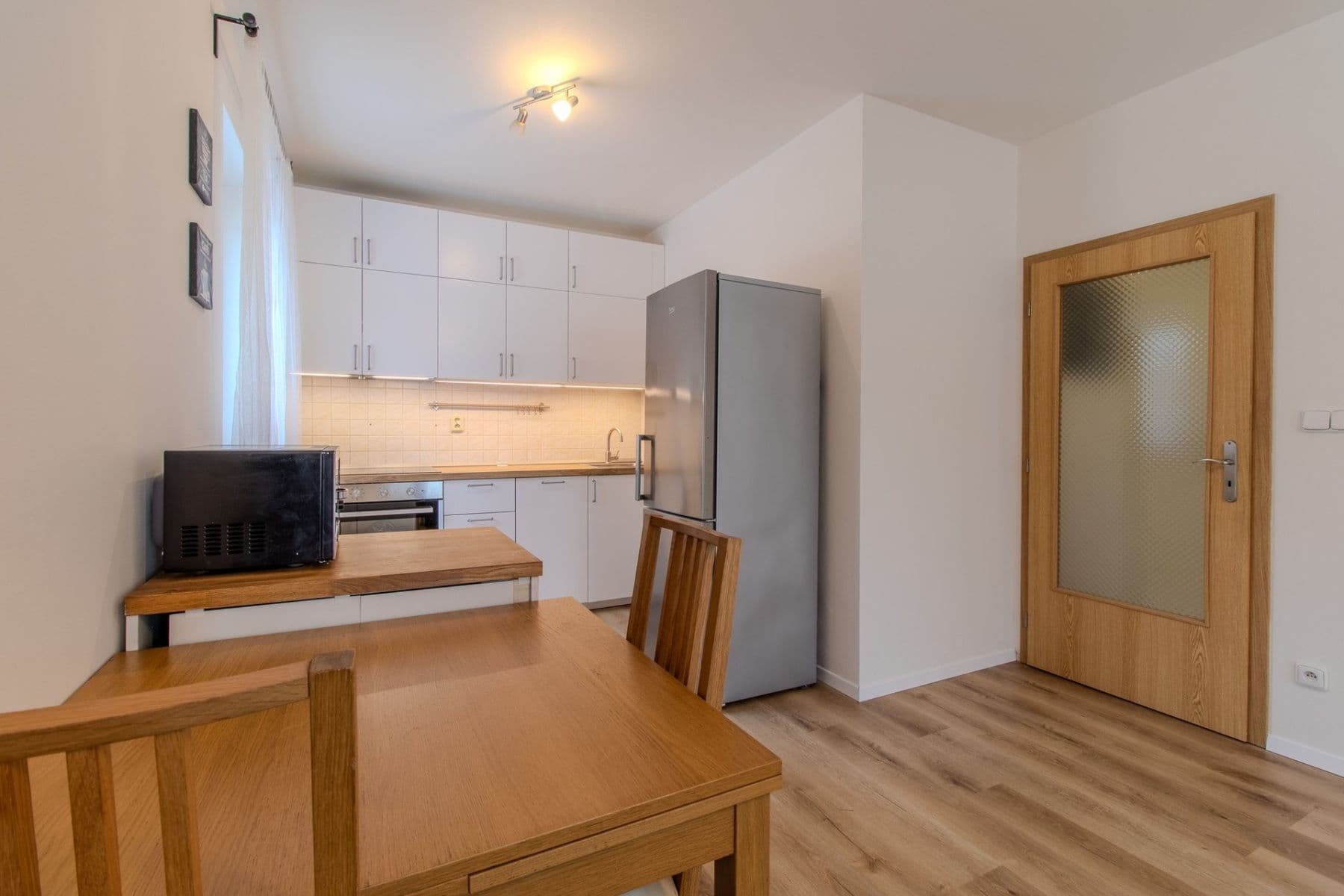 Prenájom bytu 2-izbový 54 m², V dolině, Praha, Praha Prenájom bytu 2-izbový 54 m², V dolině, Praha, Praha