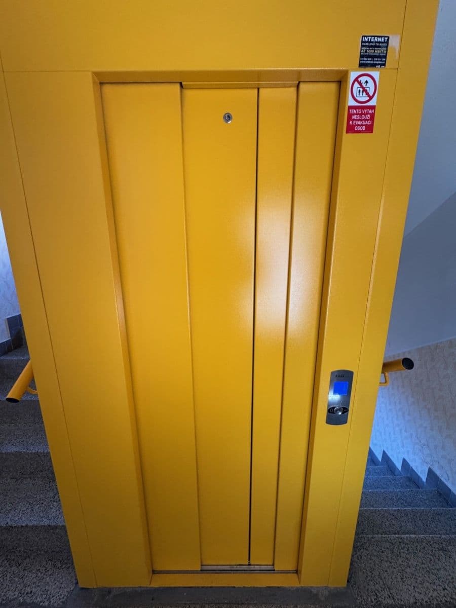 Prenájom bytu 2-izbový 34 m², Pražská, Znojmo, Jihomoravský kraj Prenájom bytu 2-izbový 34 m², Pražská, Znojmo, Jihomoravský kraj